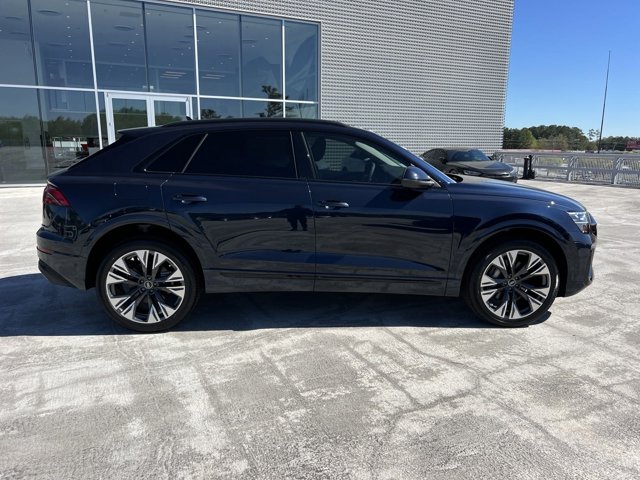 2024 Audi Q8 Premium 4