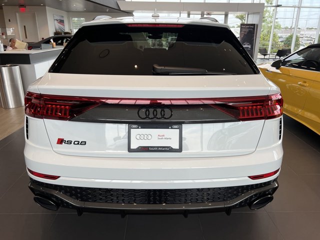 2024 Audi RS Q8  5