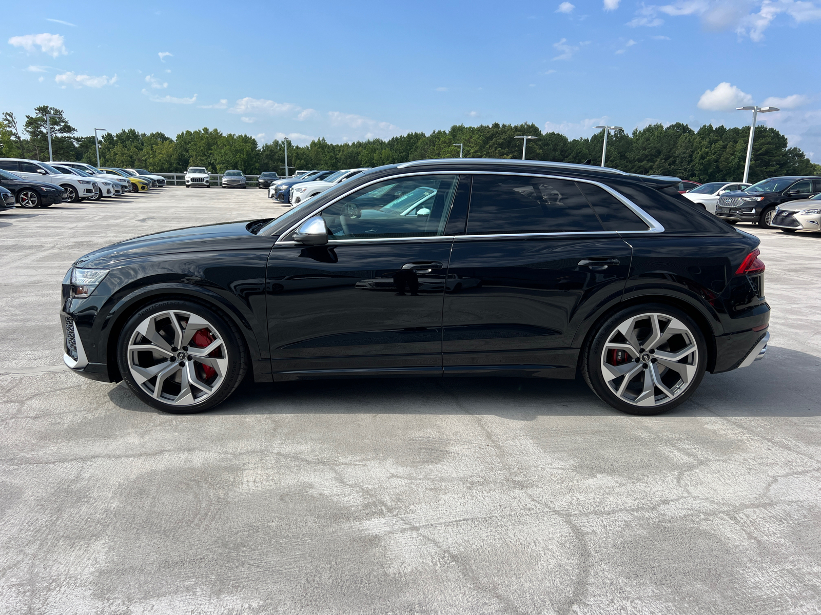 2024 Audi RS Q8  8