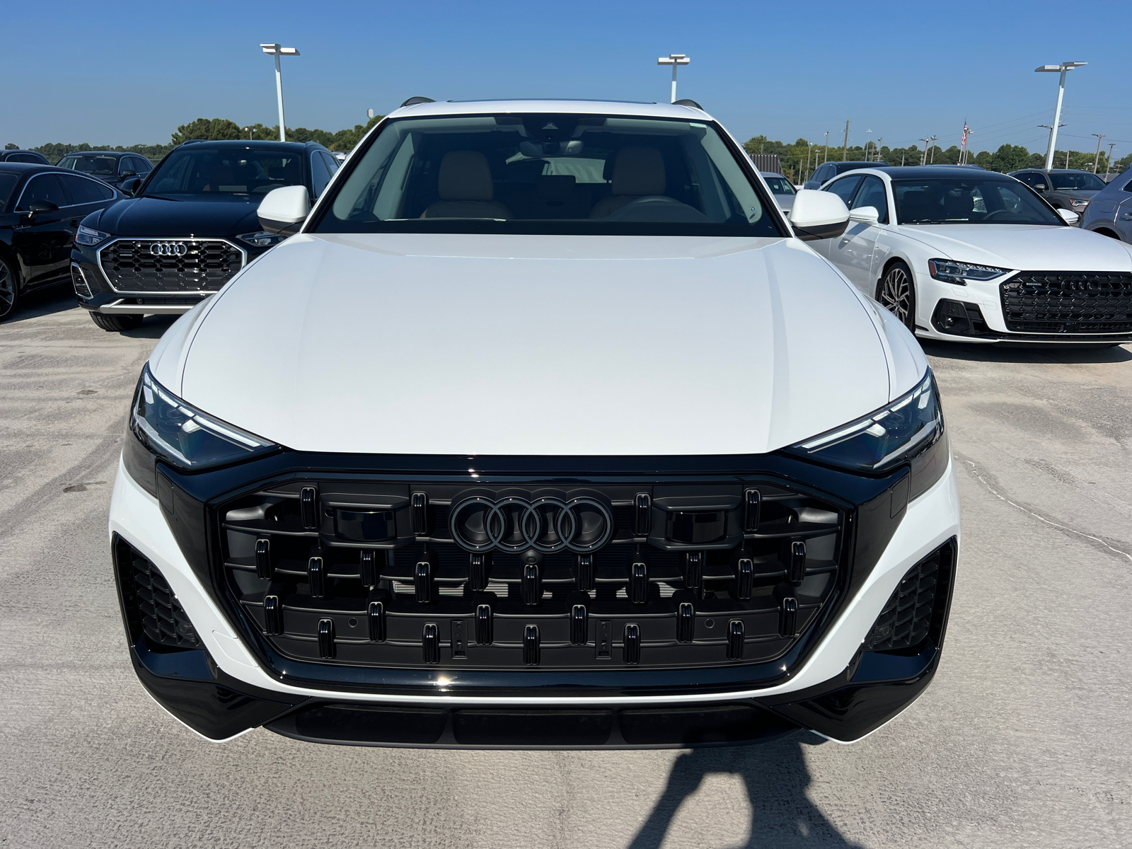 2024 Audi Q8 Premium 2