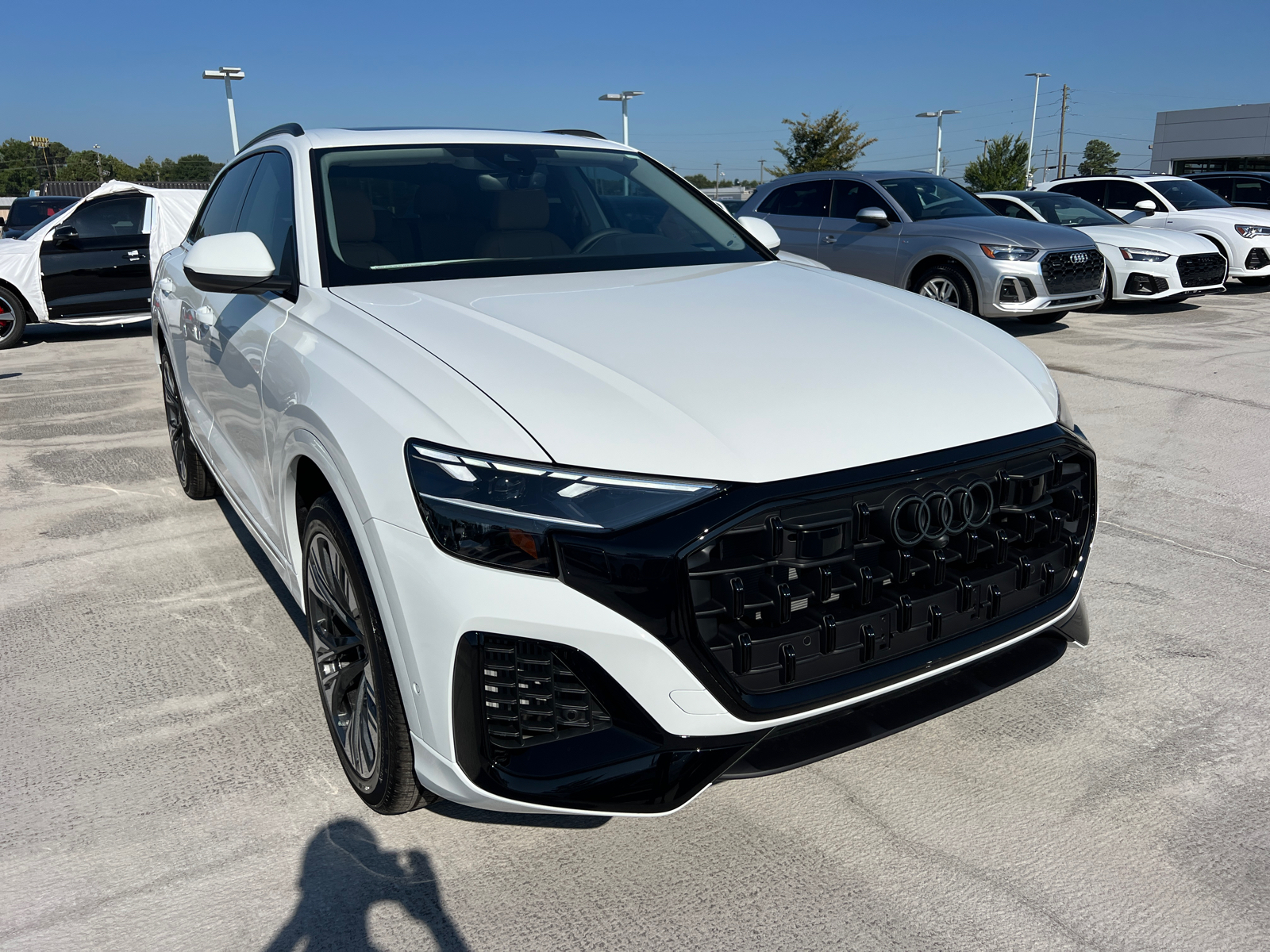 2024 Audi Q8 Premium 3