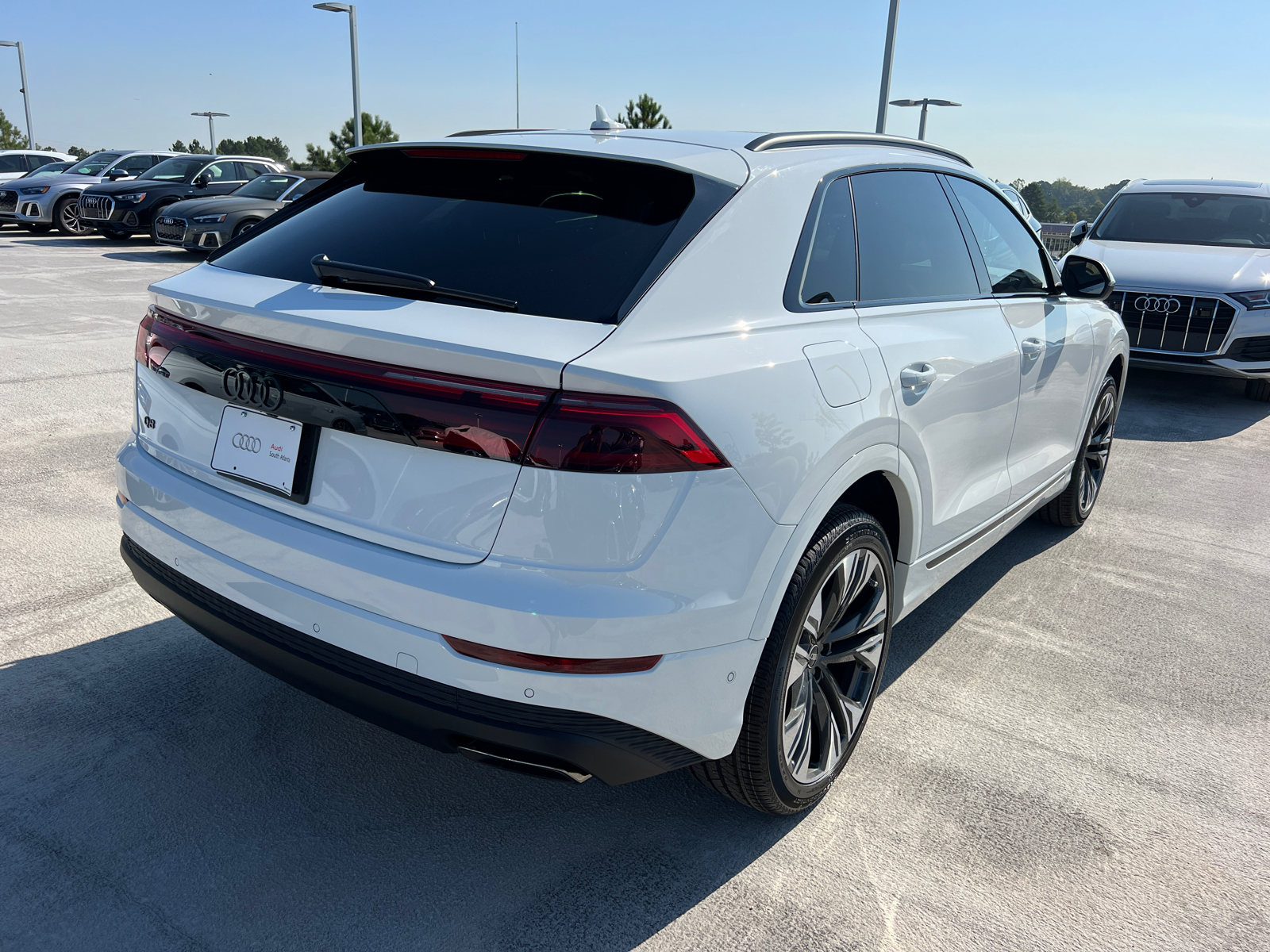 2024 Audi Q8 Premium 5