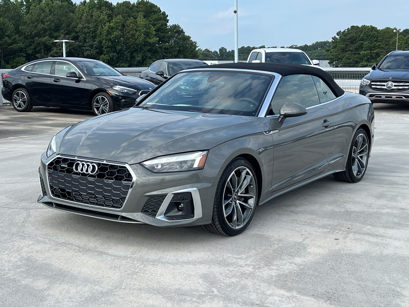 2024 Audi A5 Cabriolet S line Premium 2