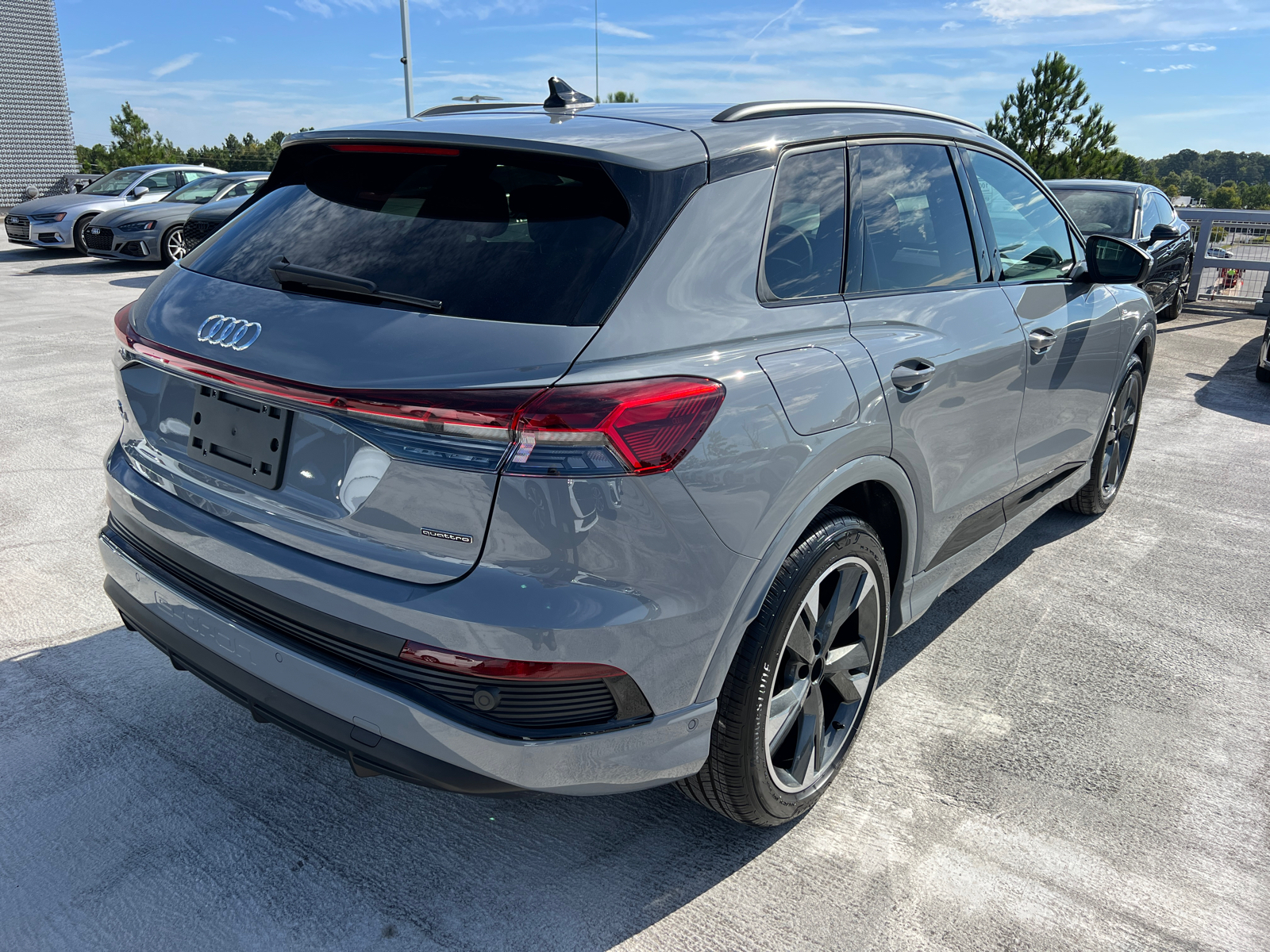 2024 Audi Q4 e-tron Premium Plus 5