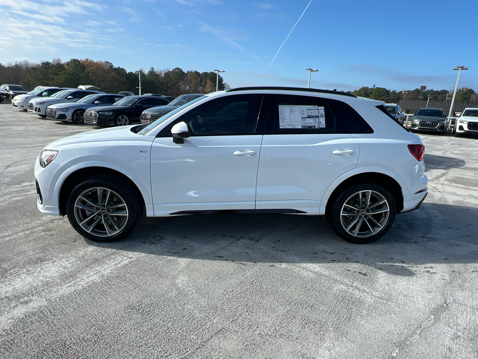 2025 Audi Q3 S line Premium 8