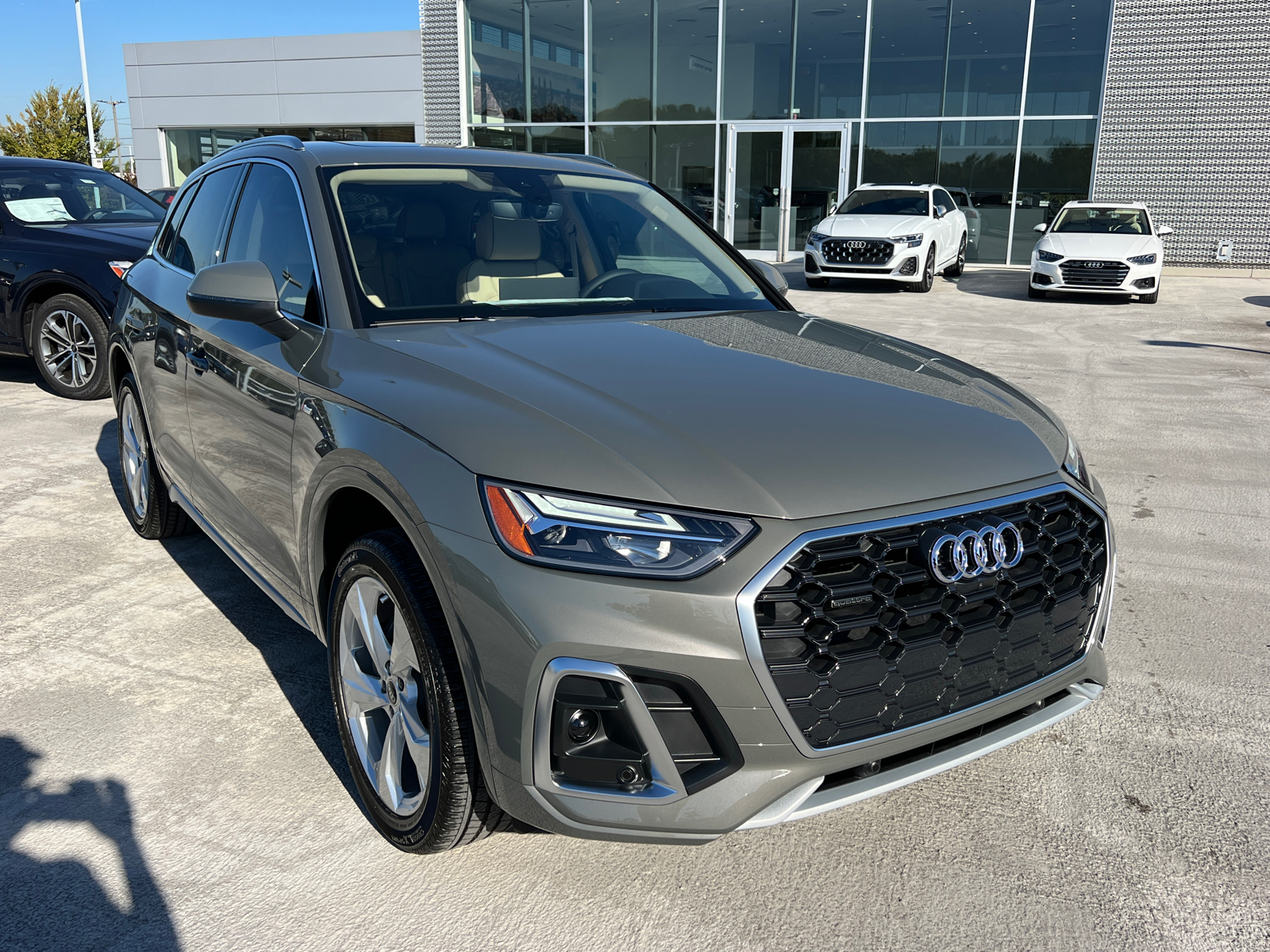 2025 Audi Q5 S line Premium Plus 3