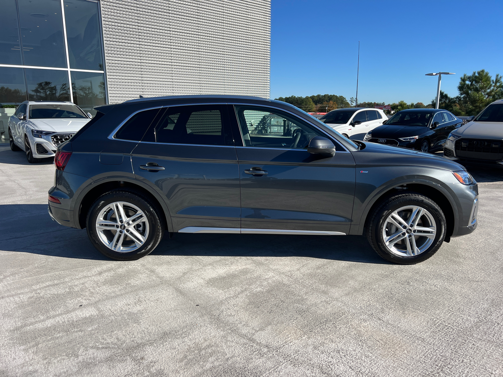 2025 Audi Q5 S line Premium 4