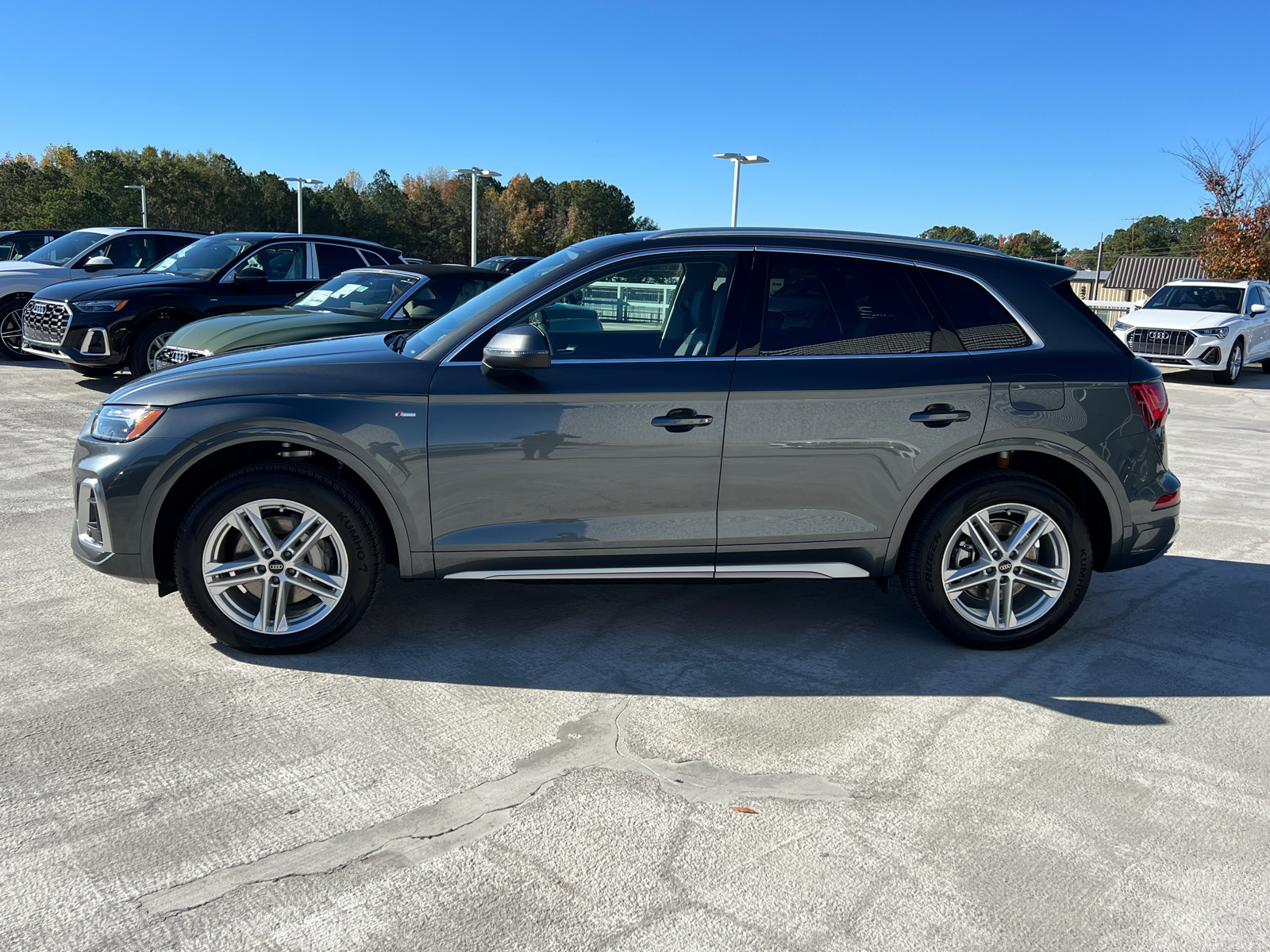 2025 Audi Q5 S line Premium 8