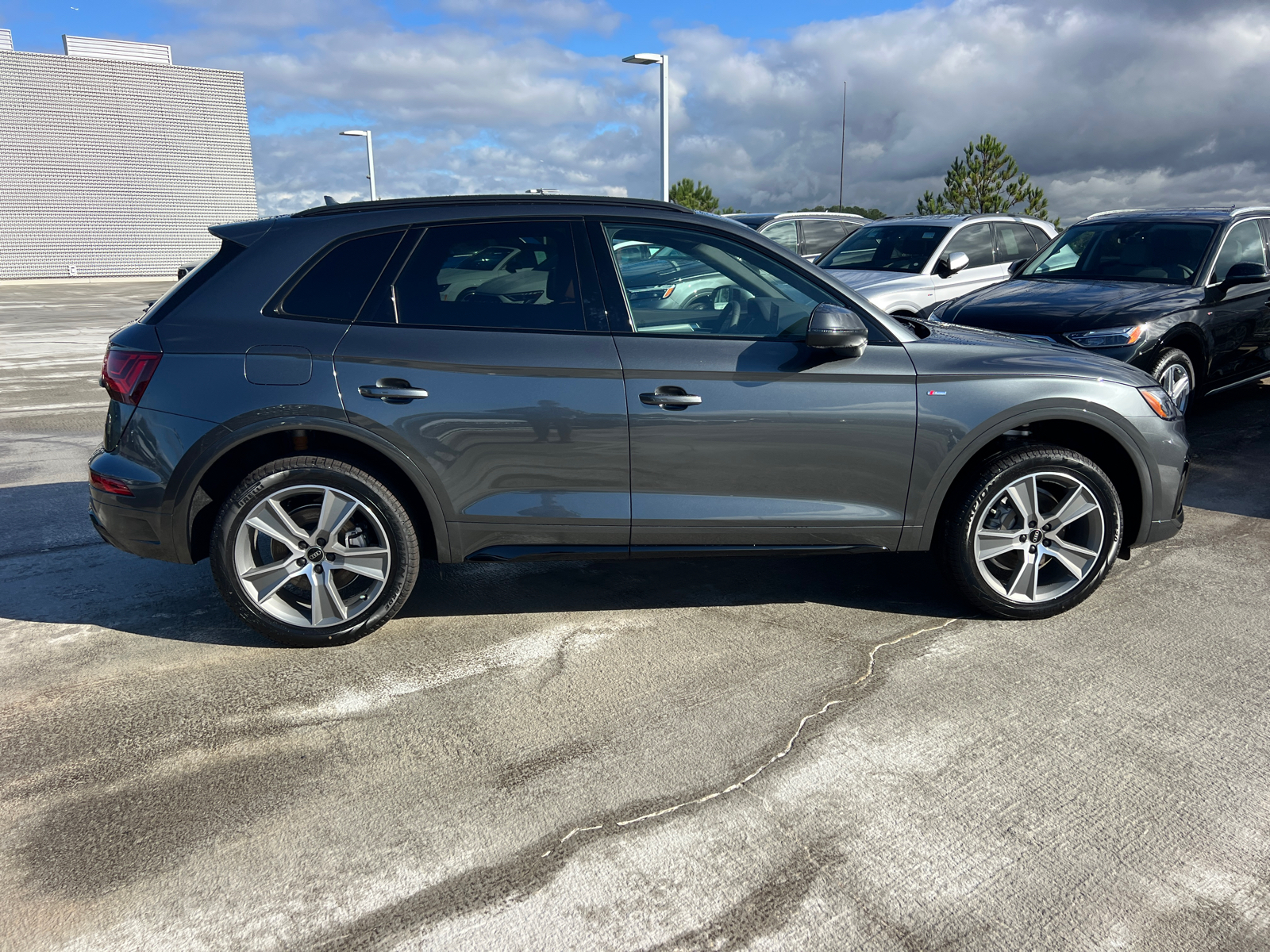 2025 Audi Q5 S line Premium 4