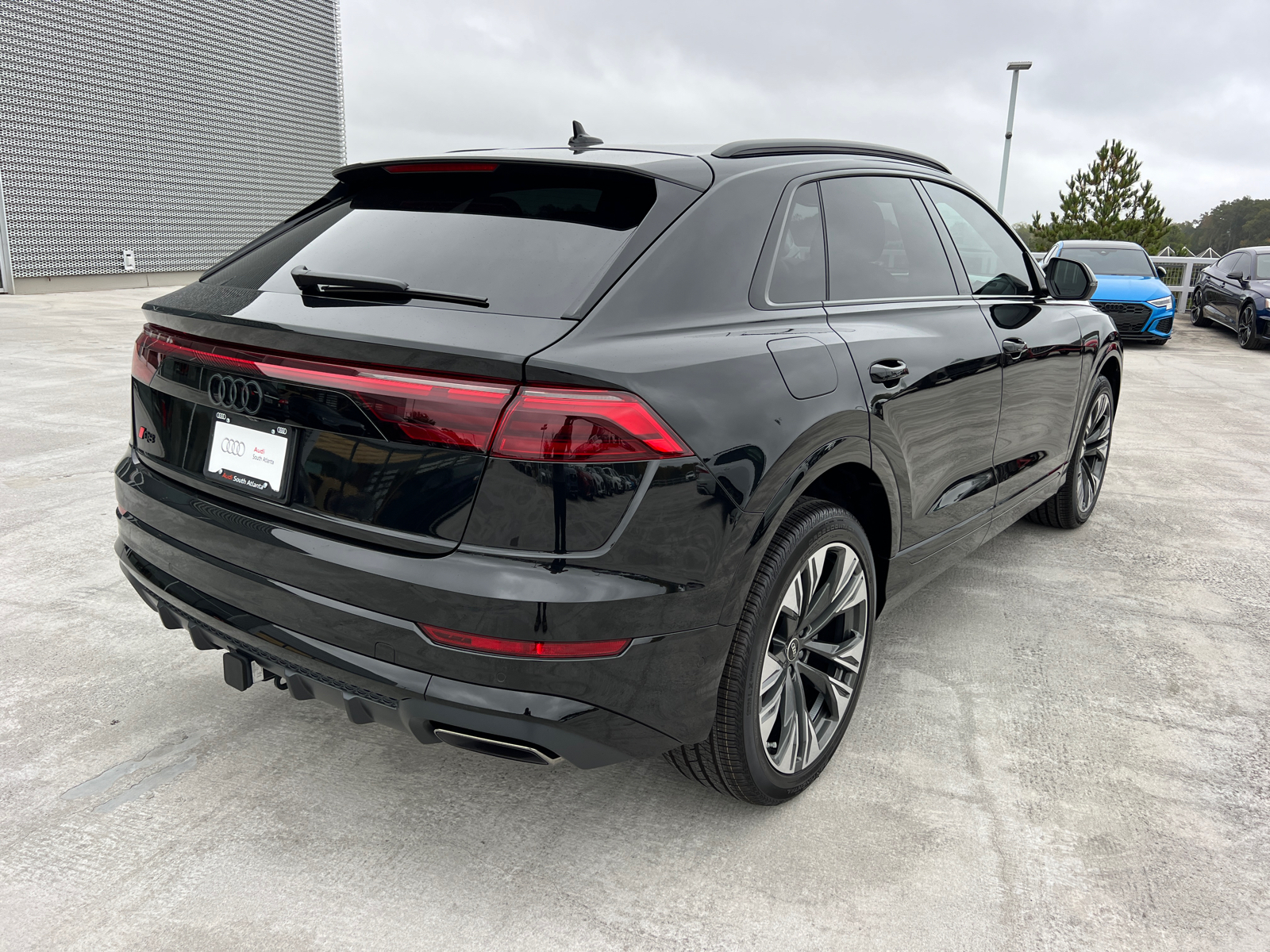 2025 Audi Q8 Premium Plus 5