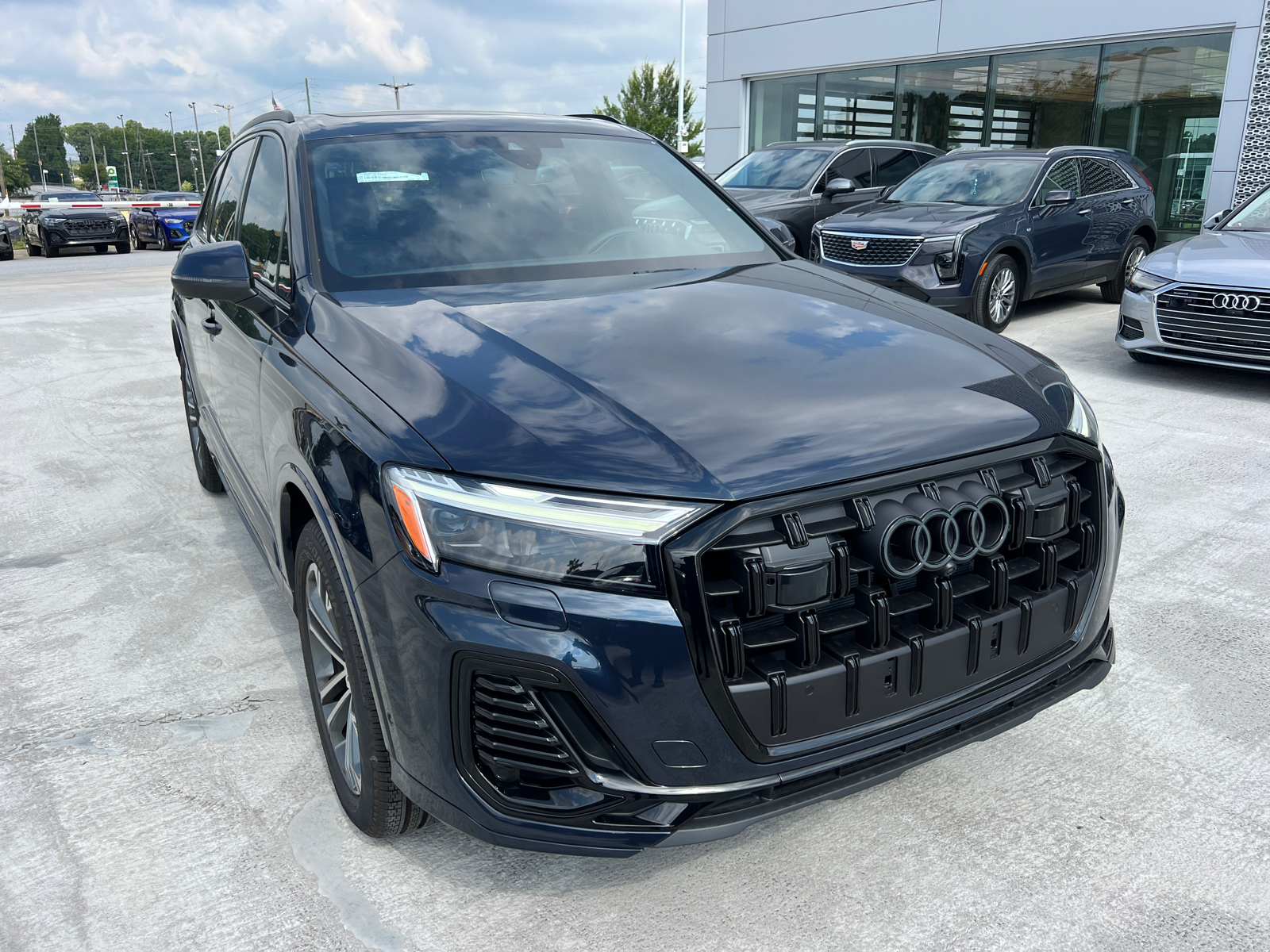 2025 Audi Q7 Premium Plus 3