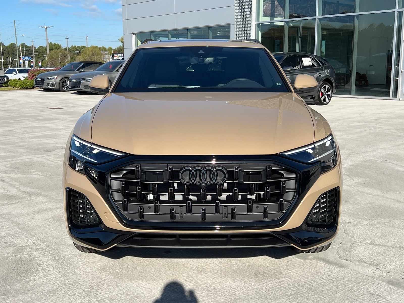 2025 Audi Q8 Premium 2