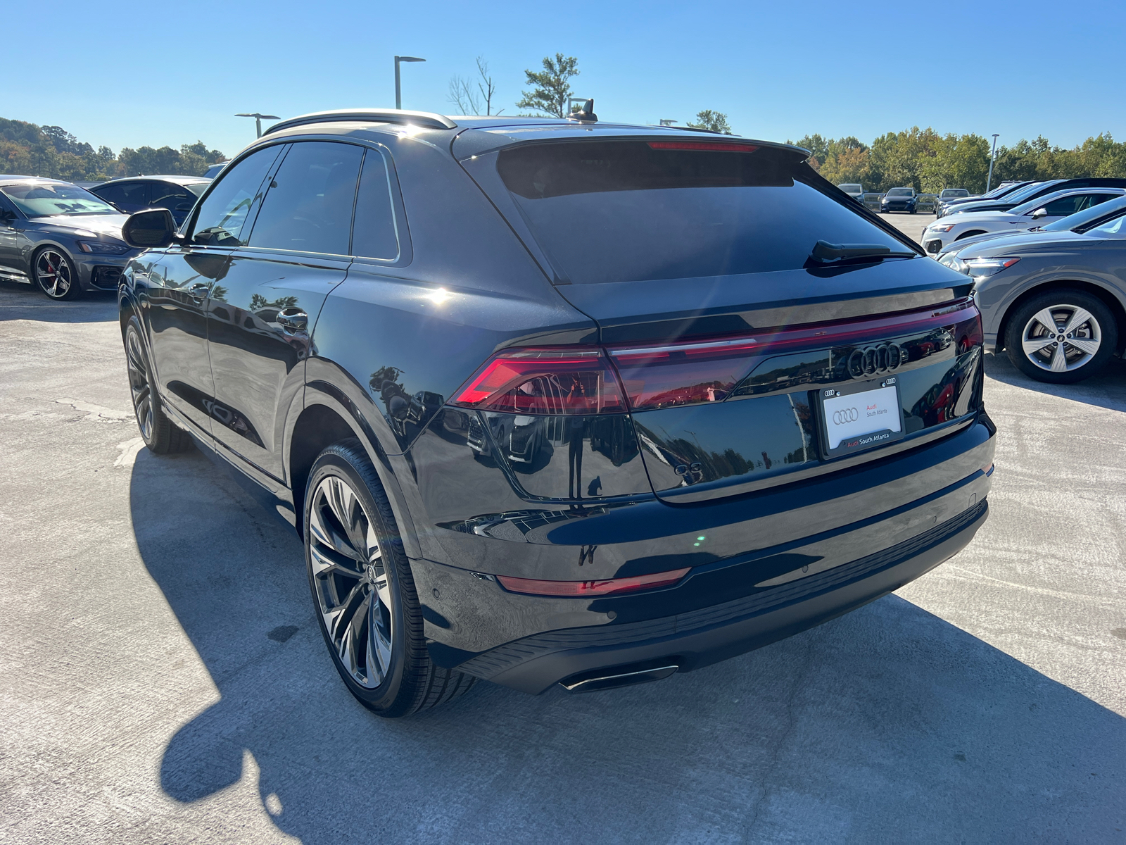 2025 Audi Q8 Premium 7