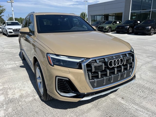 2025 Audi Q7 Premium 3