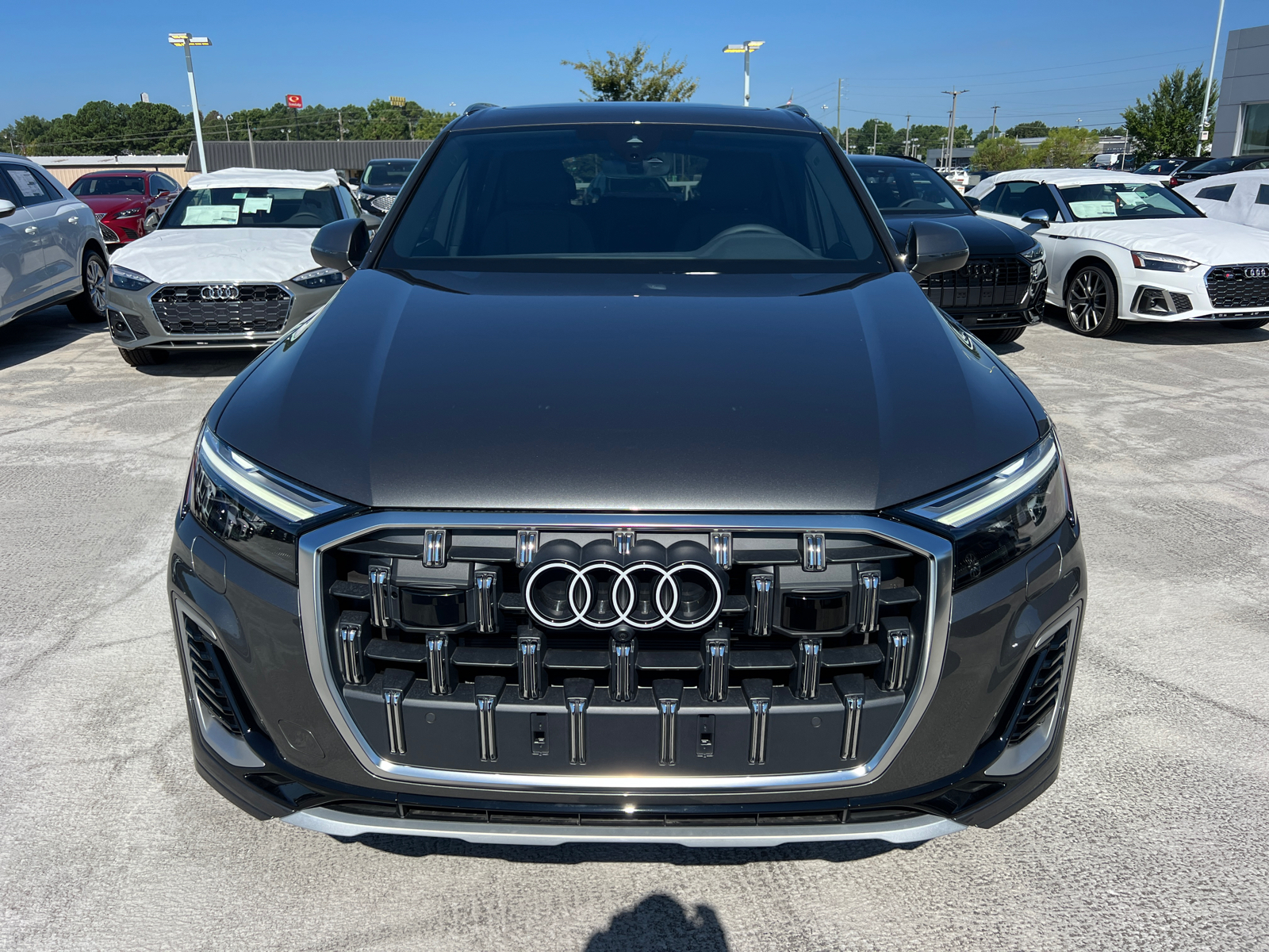 2025 Audi Q7 Premium 2