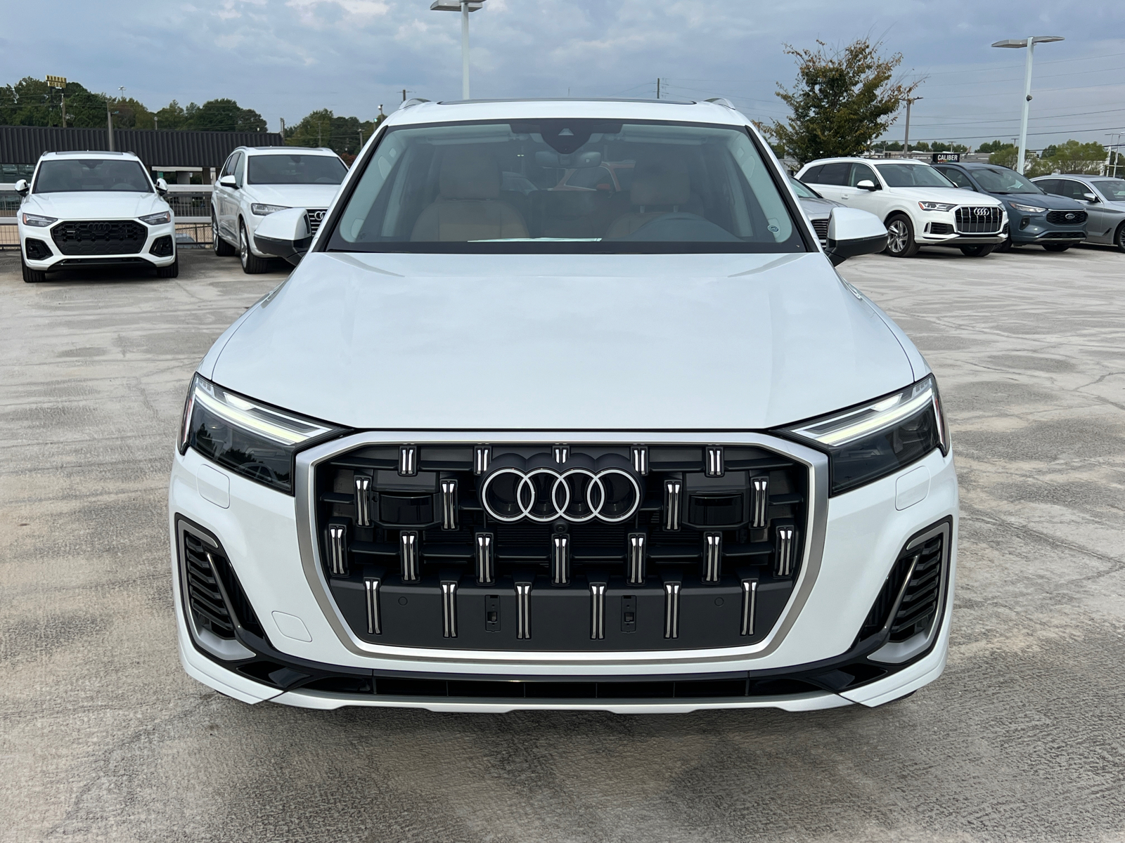 2025 Audi Q7 Premium Plus 2