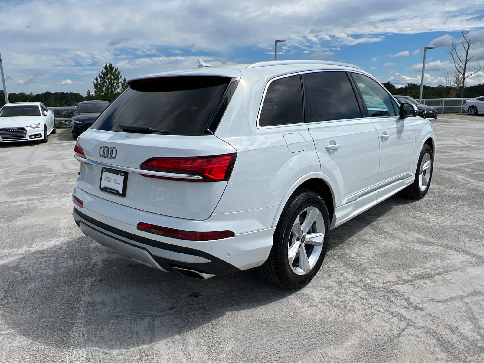 2025 Audi Q7 Premium 5