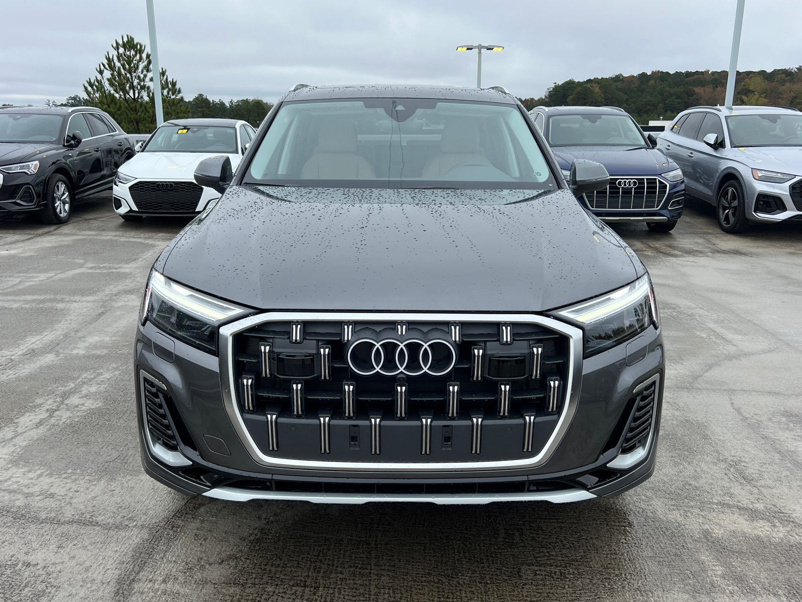 2025 Audi Q7 Premium 2