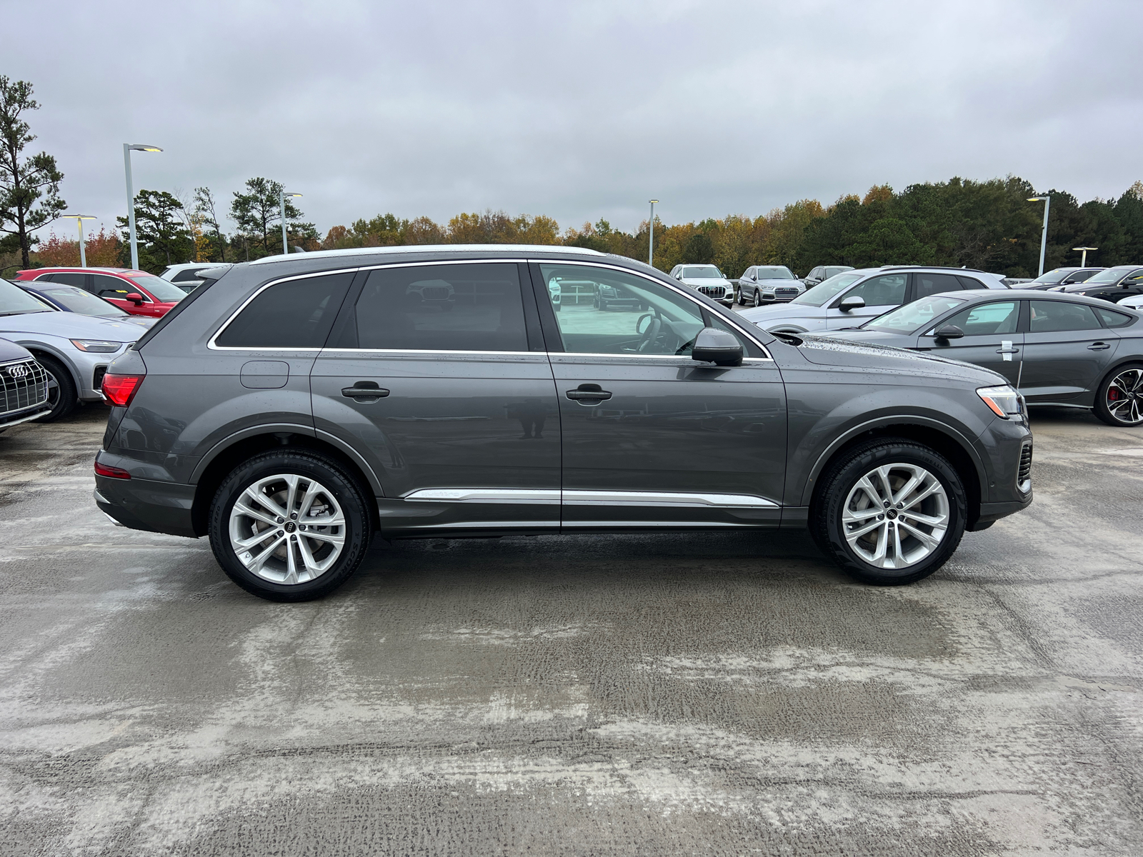 2025 Audi Q7 Premium 4