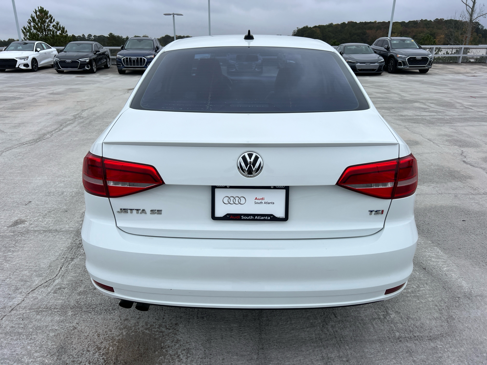 2015 Volkswagen Jetta Sedan 1.8T SE w/Connectivity/Navigation 6