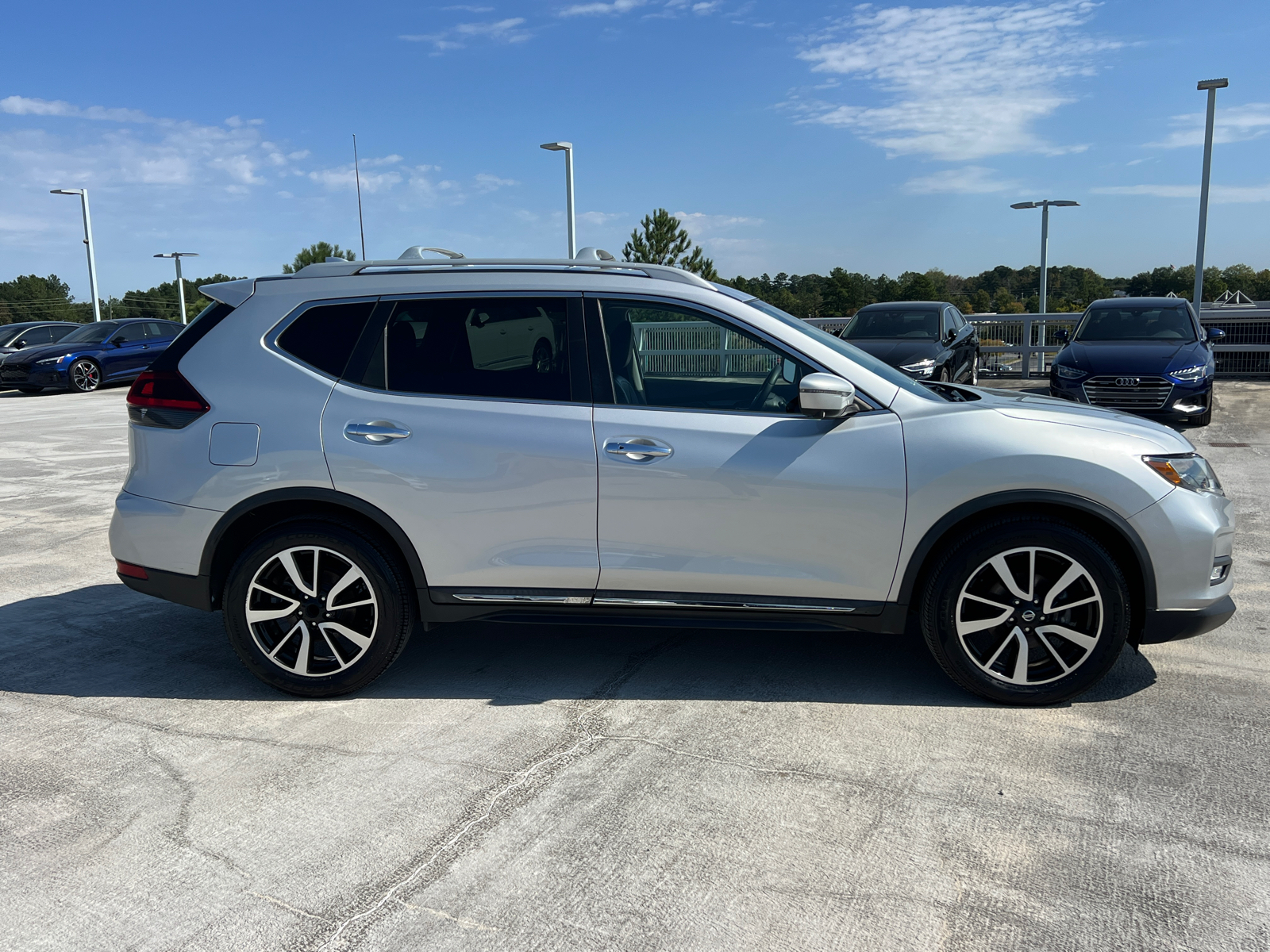 2019 Nissan Rogue SL 4