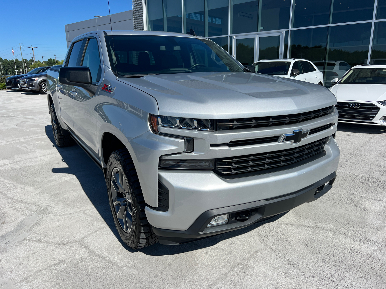 2019 Chevrolet Silverado 1500 RST 3