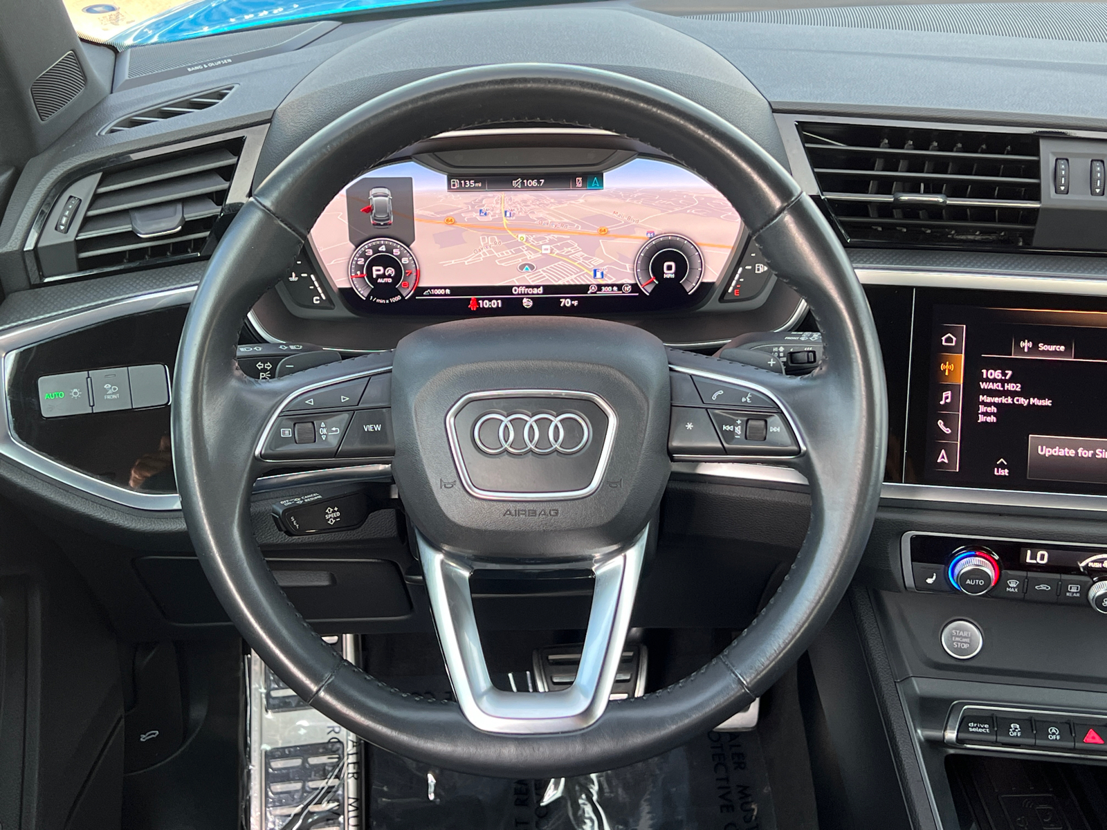 2020 Audi Q3 S line Premium Plus 24