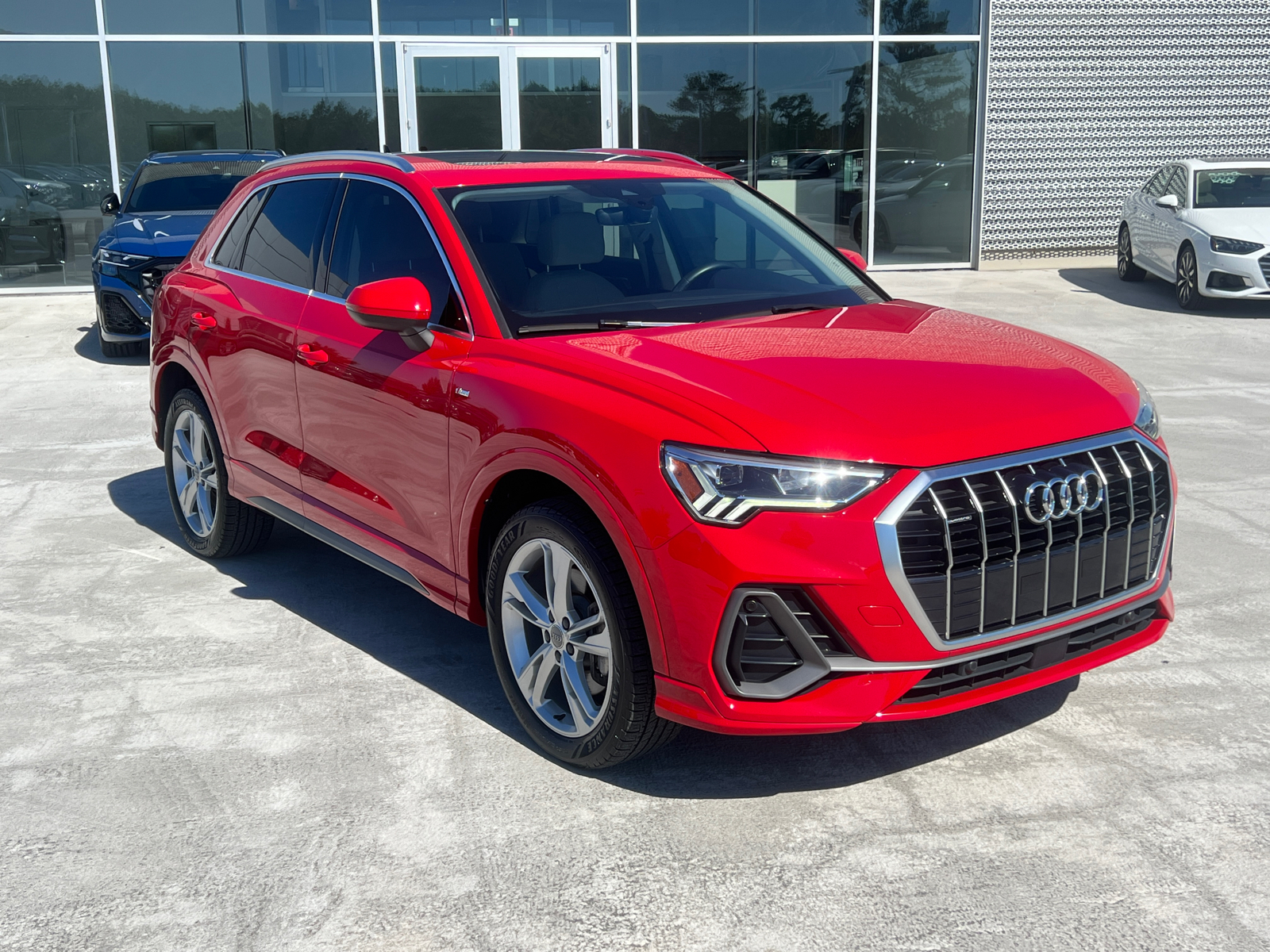 2020 Audi Q3 S line Premium Plus 3