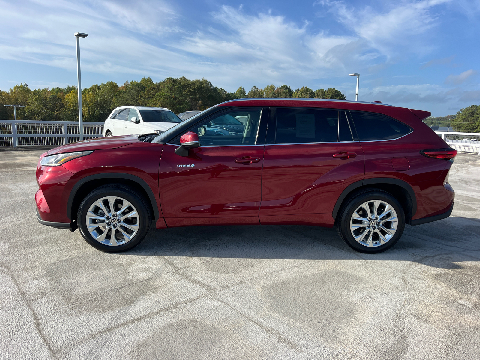 2020 Toyota Highlander Hybrid Limited 8