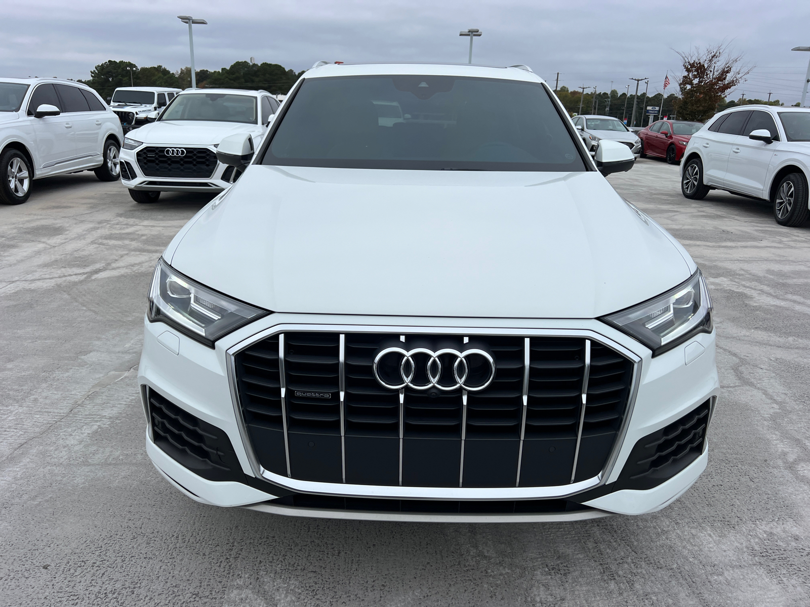 2021 Audi Q7 Premium 2