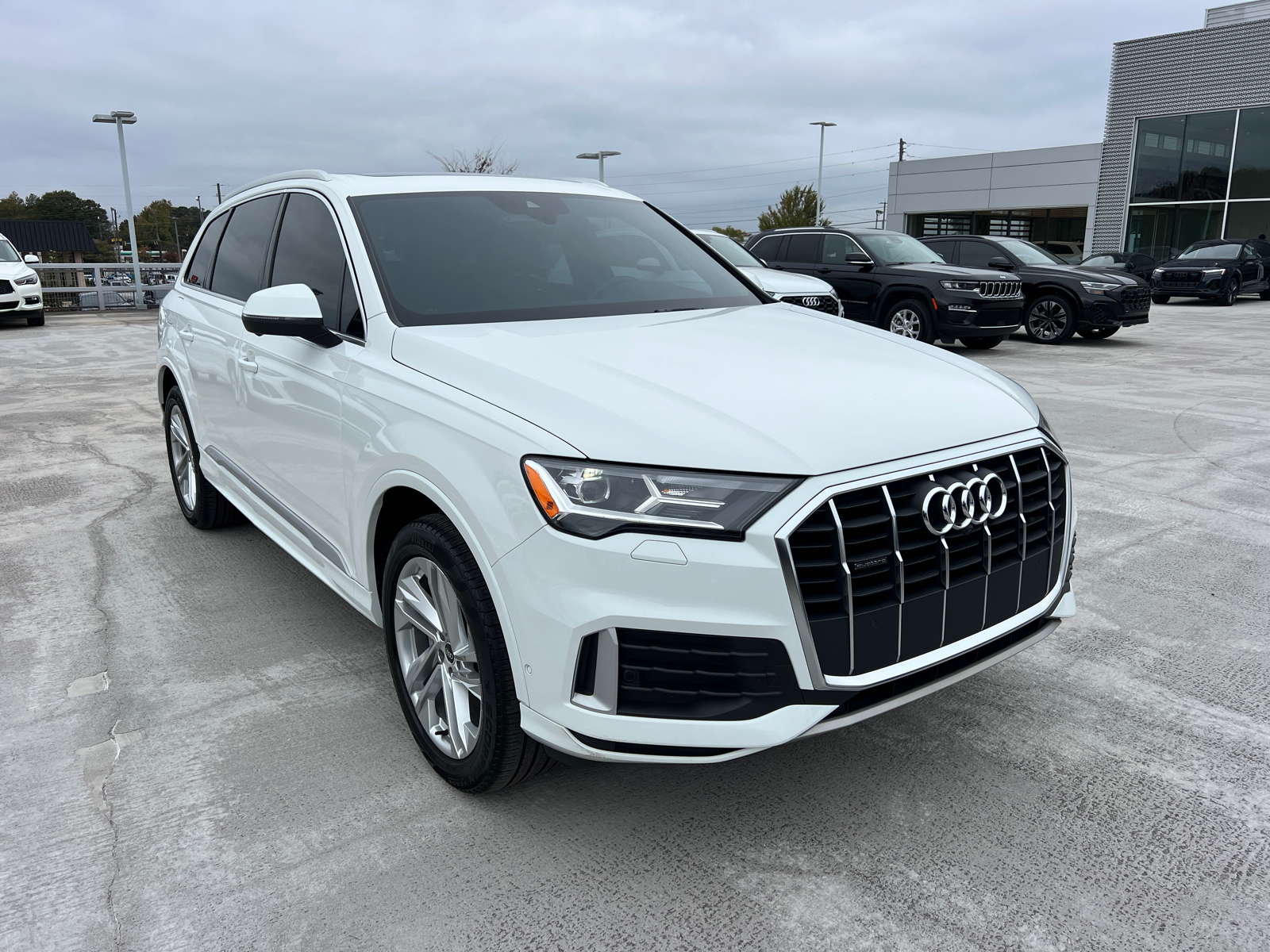 2021 Audi Q7 Premium 3