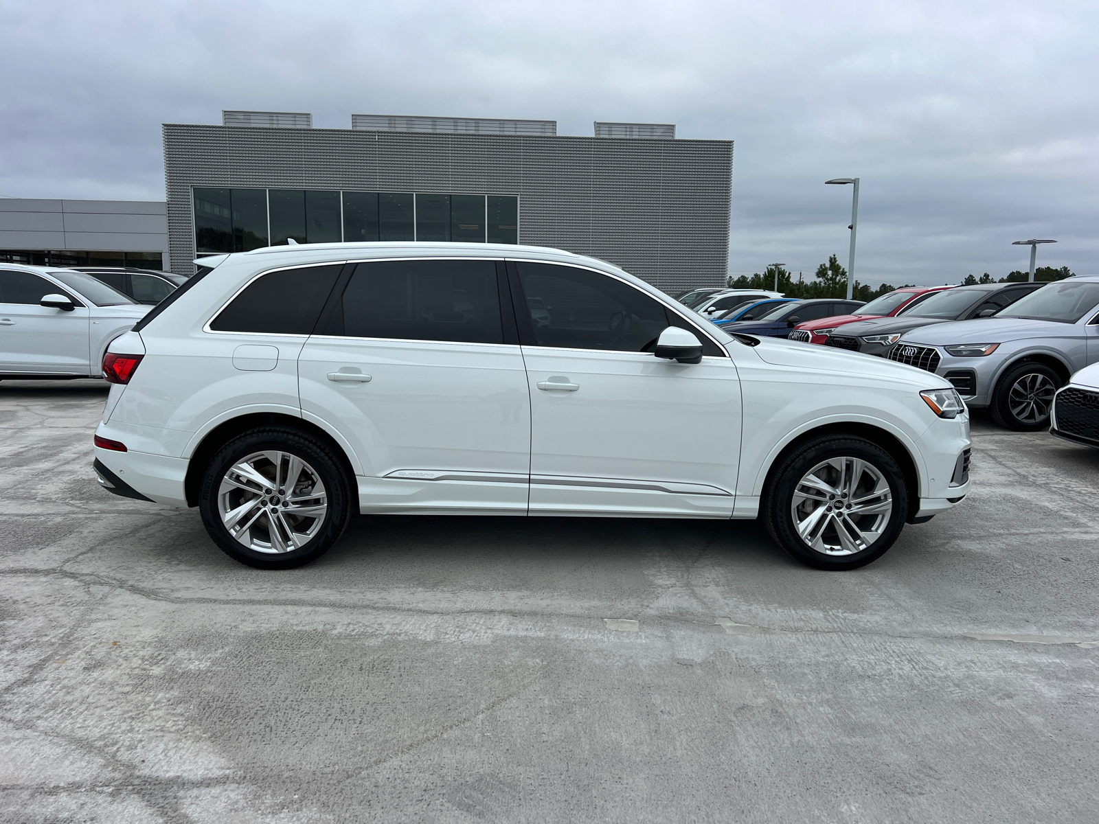 2021 Audi Q7 Premium 4