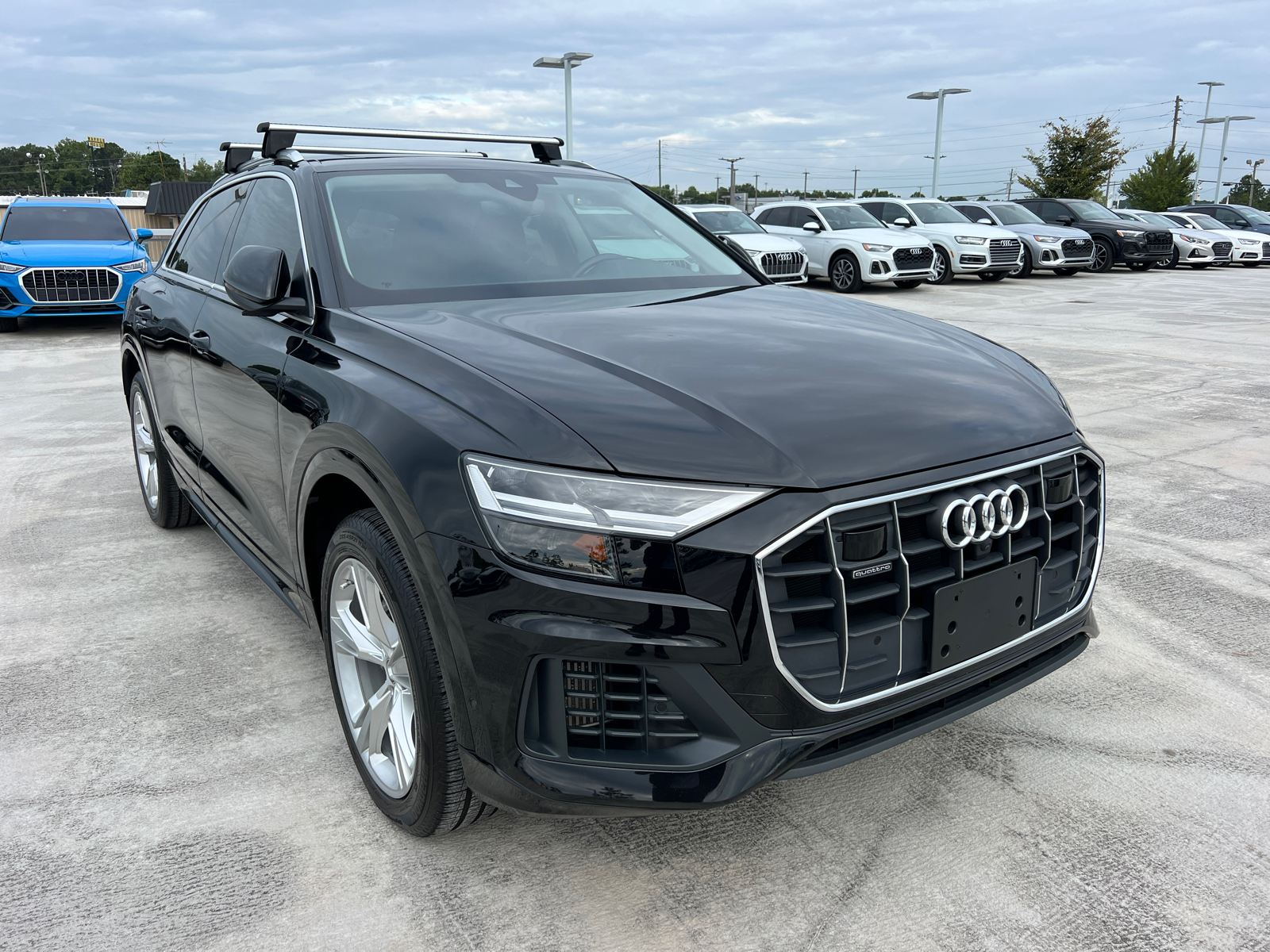 2022 Audi Q8 Premium Plus 3