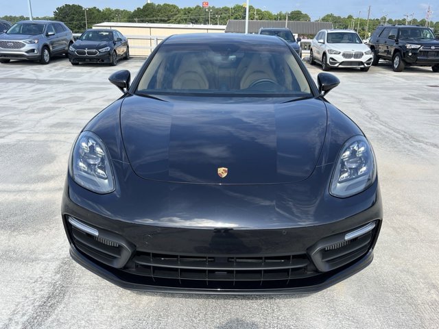 2022 Porsche Panamera 4 Executive 2