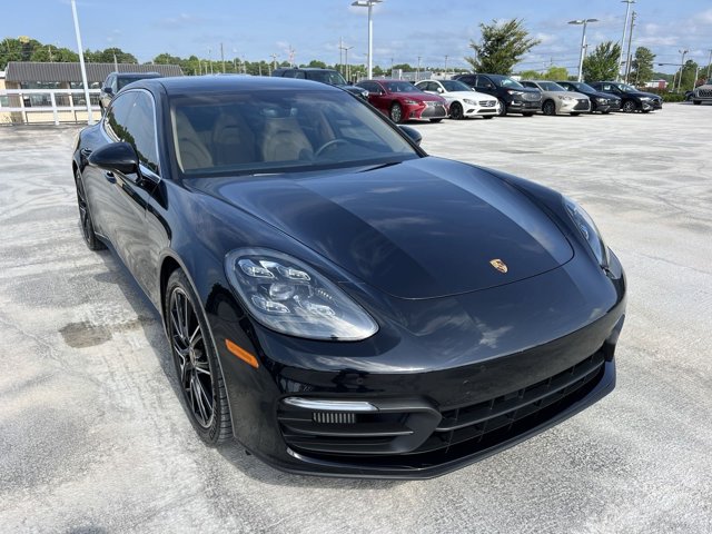 2022 Porsche Panamera 4 Executive 3