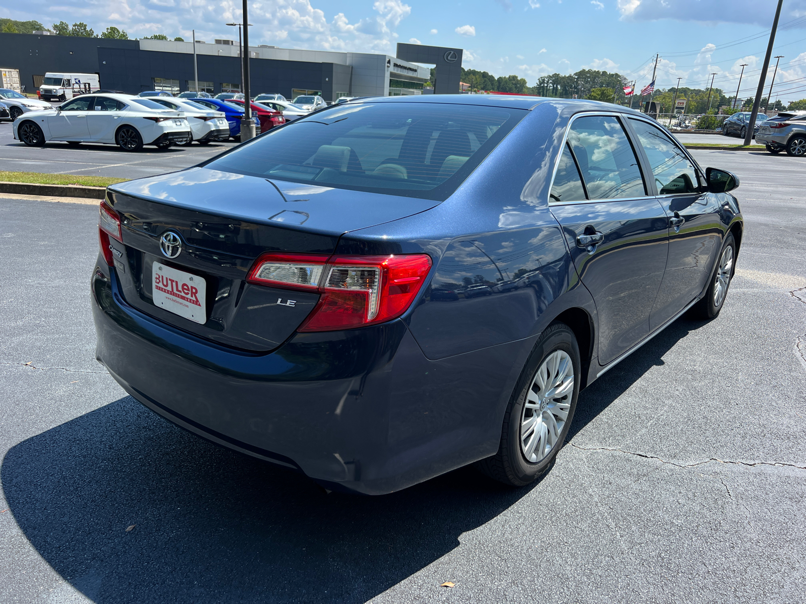 2014 Toyota Camry LE 6