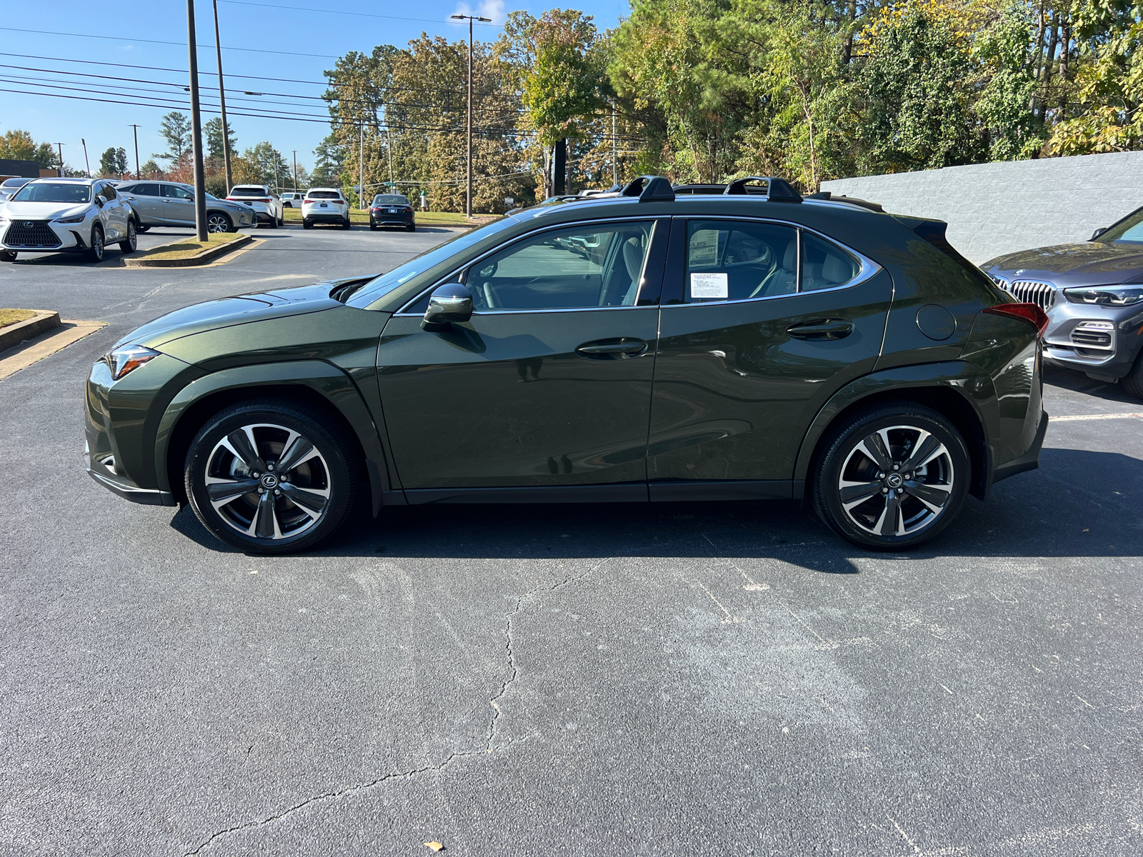 2025 Lexus UX UX 300h Premium 9