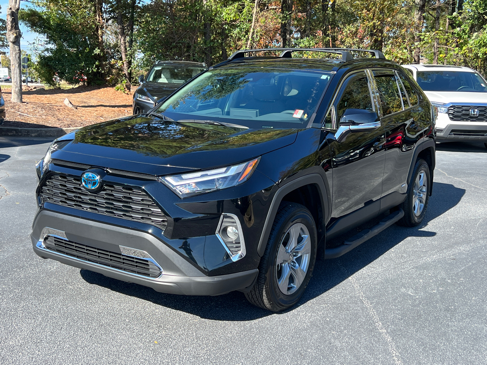 2023 Toyota RAV4 Hybrid XLE 2