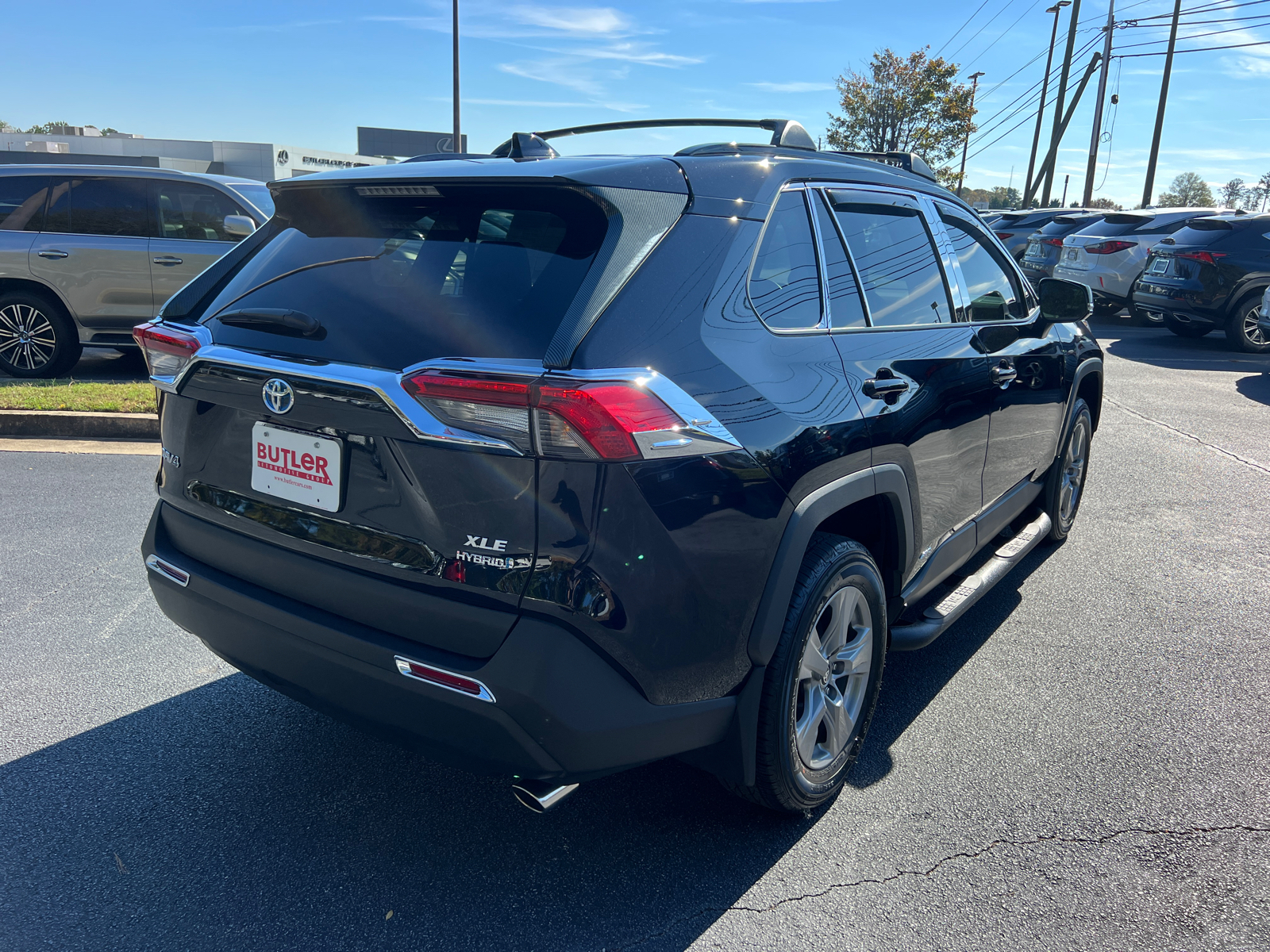 2023 Toyota RAV4 Hybrid XLE 6