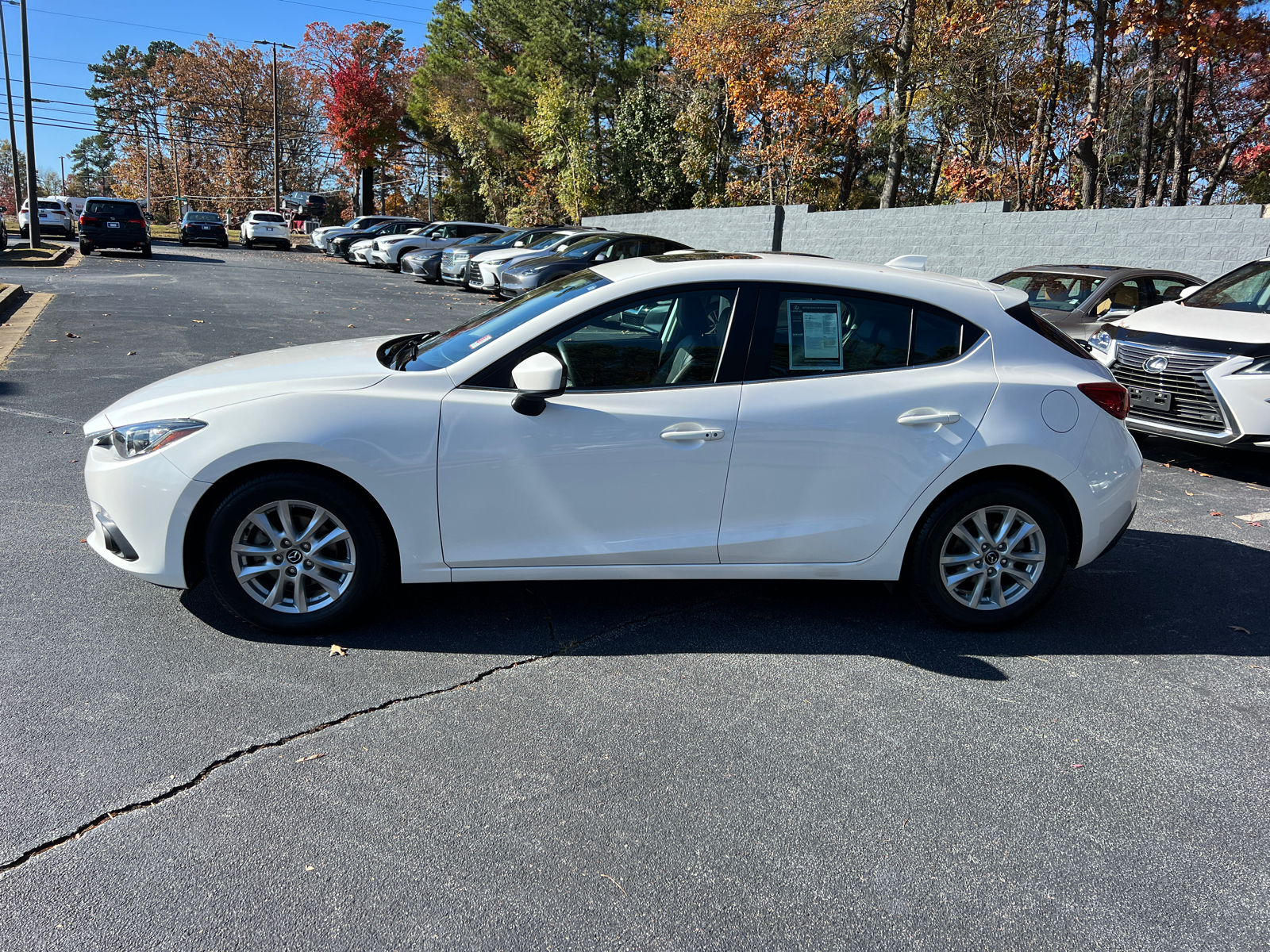 2015 Mazda Mazda3 i Grand Touring 9