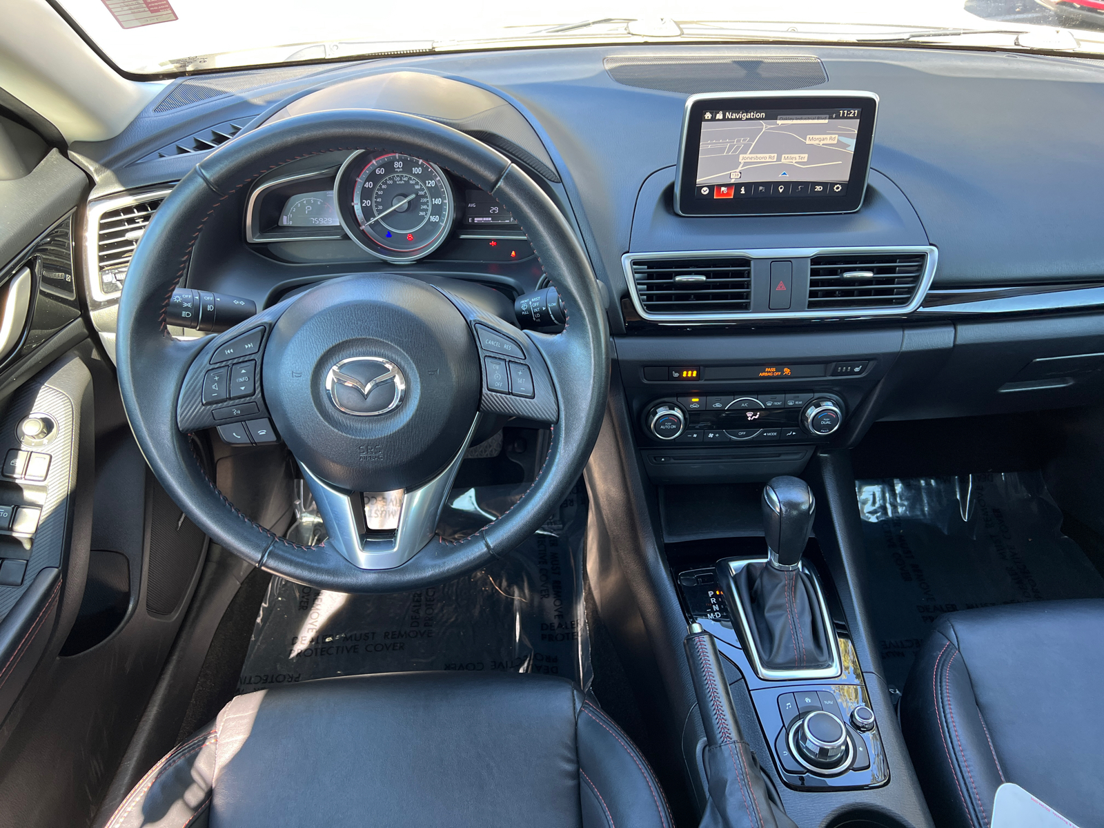 2015 Mazda Mazda3 i Grand Touring 23