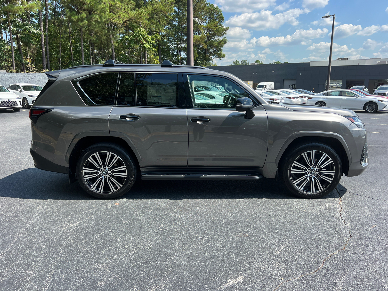 2024 Lexus LX LX 600 Luxury 5