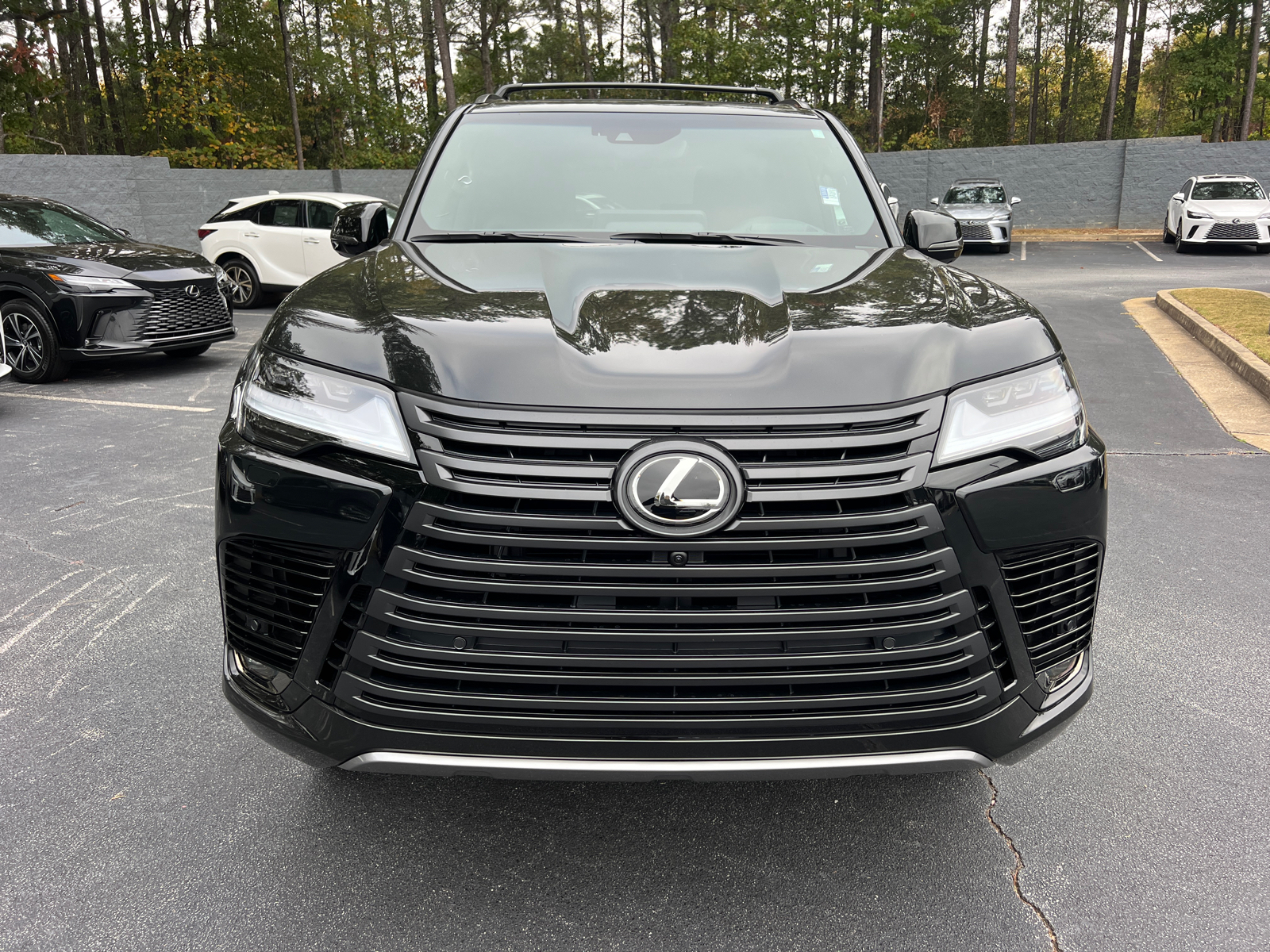 2024 Lexus LX LX 600 Luxury 3