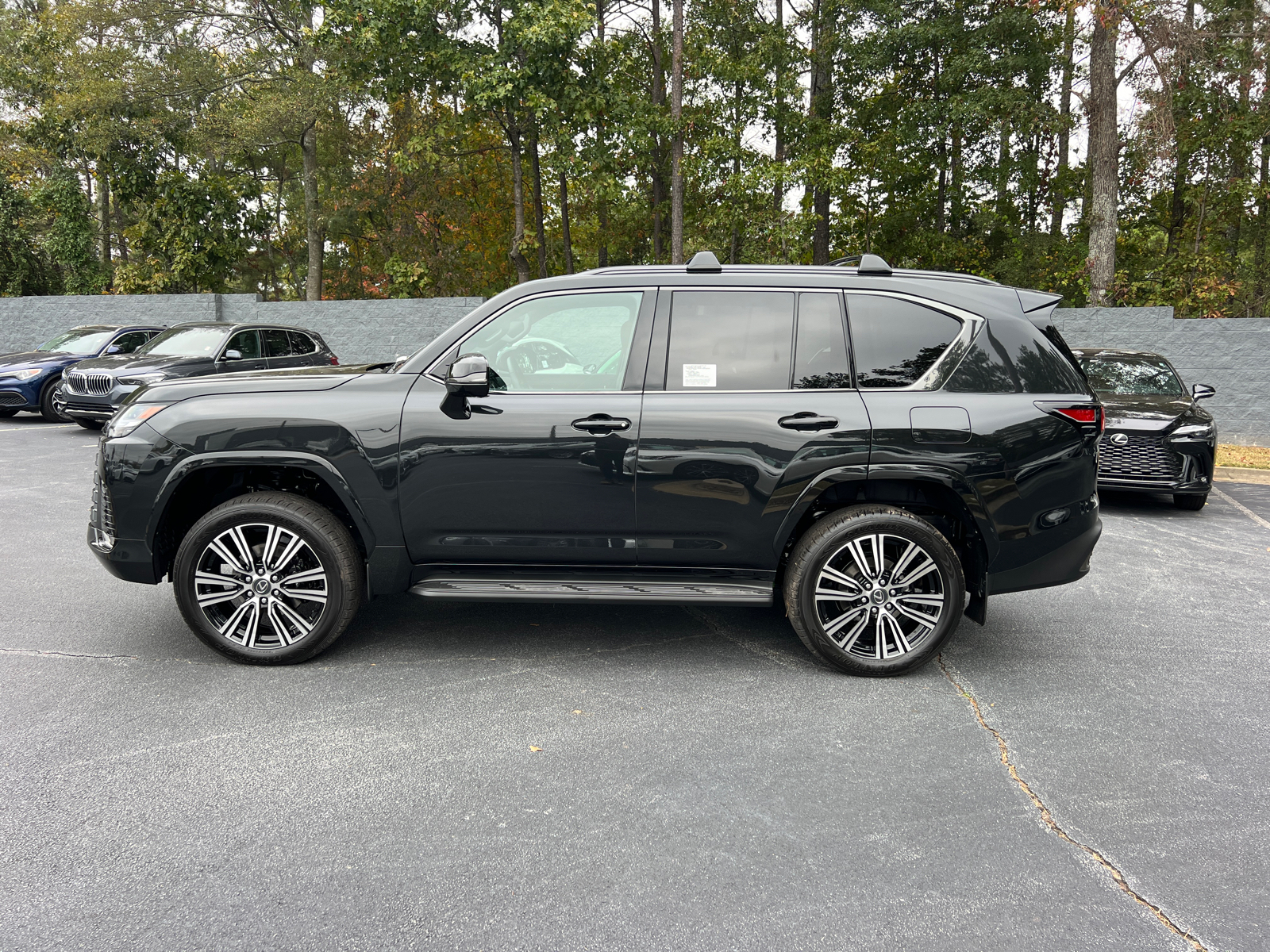 2024 Lexus LX LX 600 Luxury 9