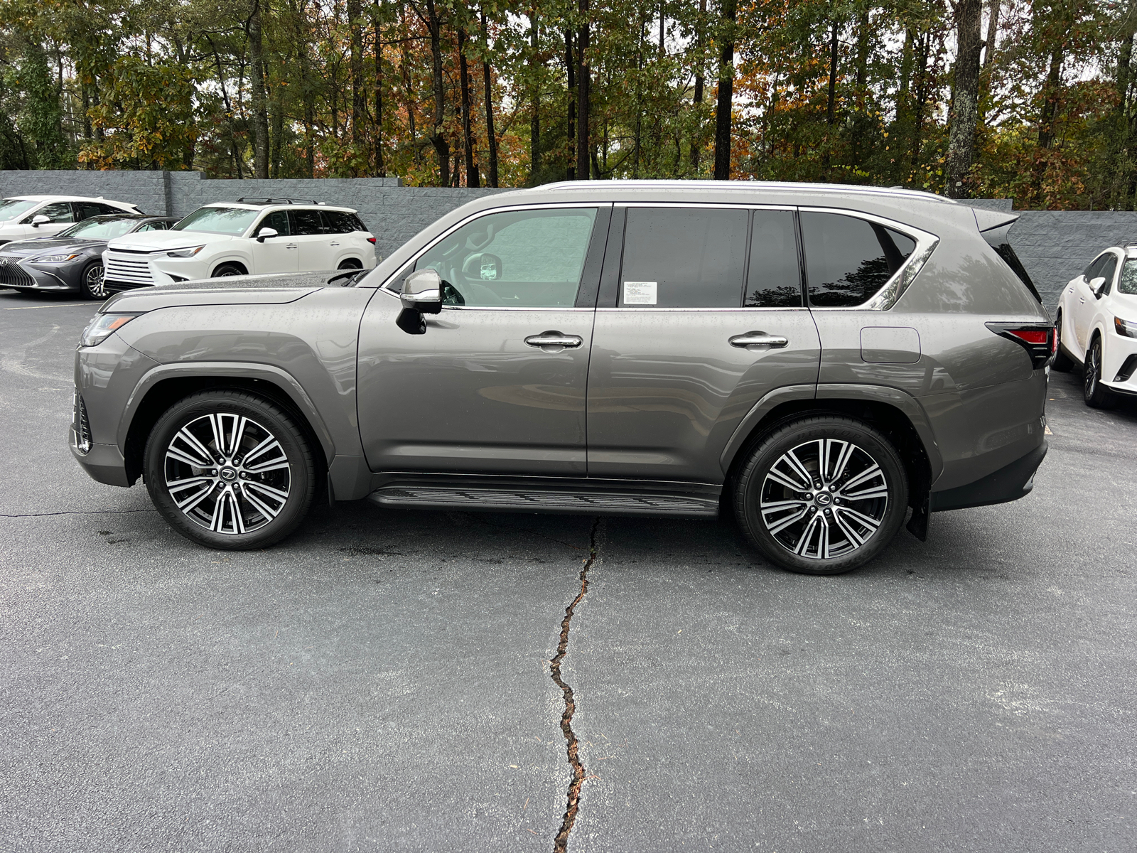 2024 Lexus LX LX 600 Luxury 9