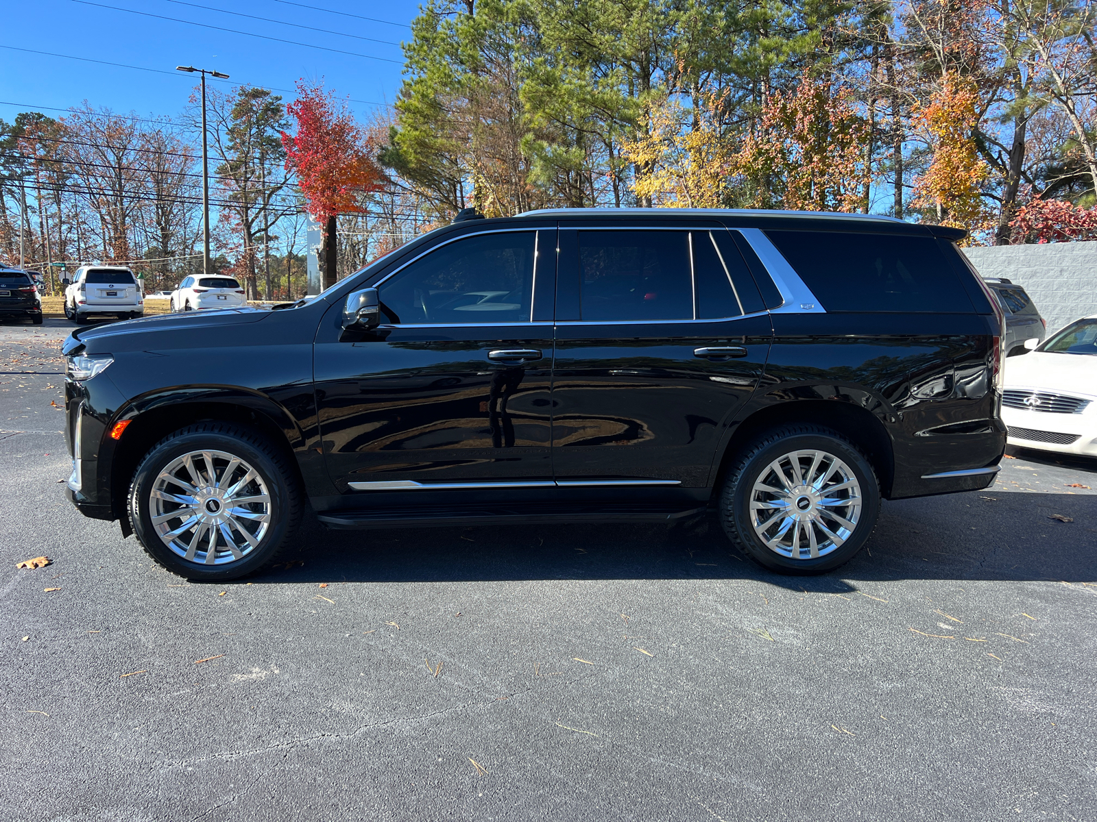 2022 Cadillac Escalade Premium Luxury 9