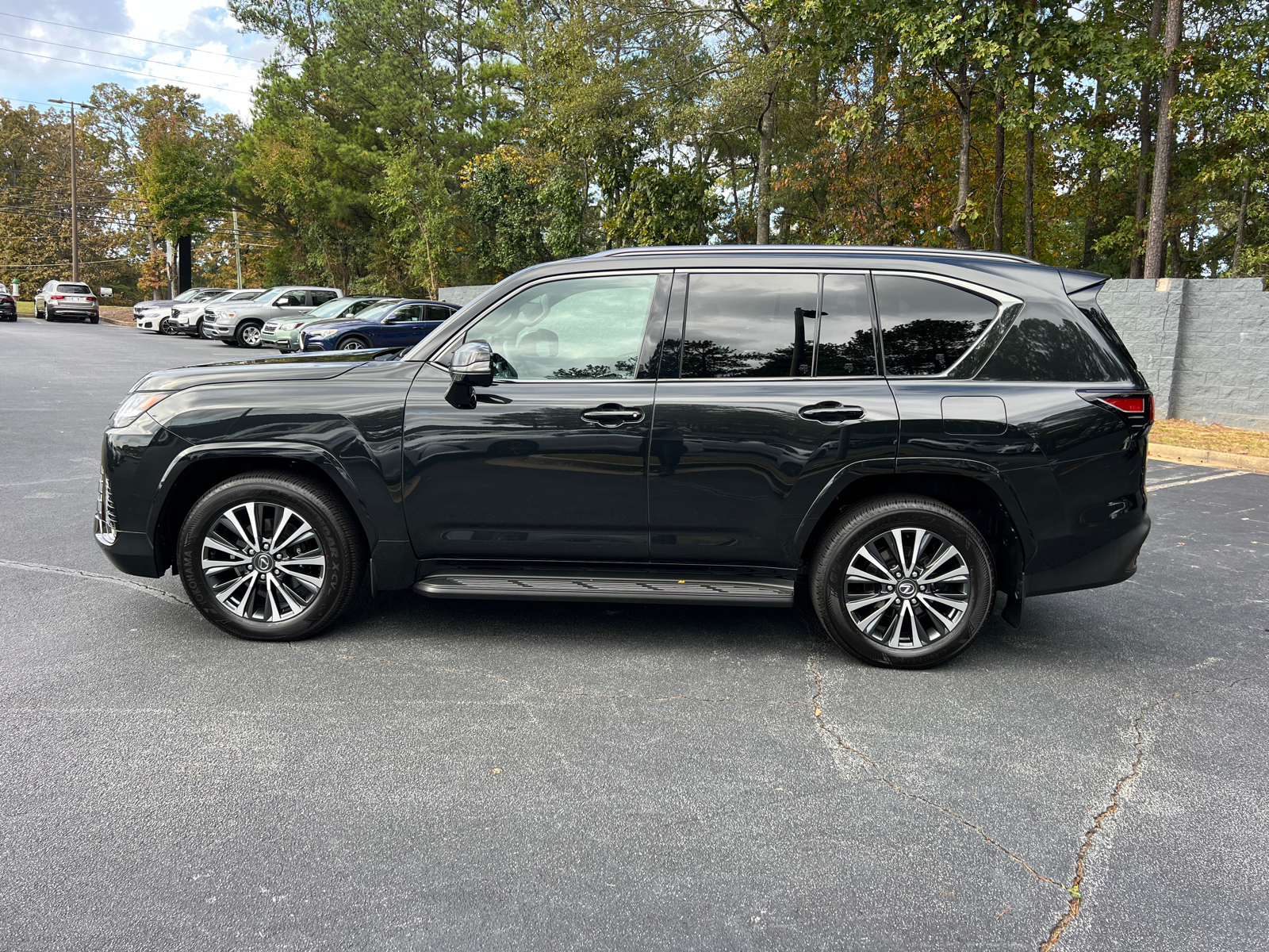 2024 Lexus LX LX 600 Premium 9