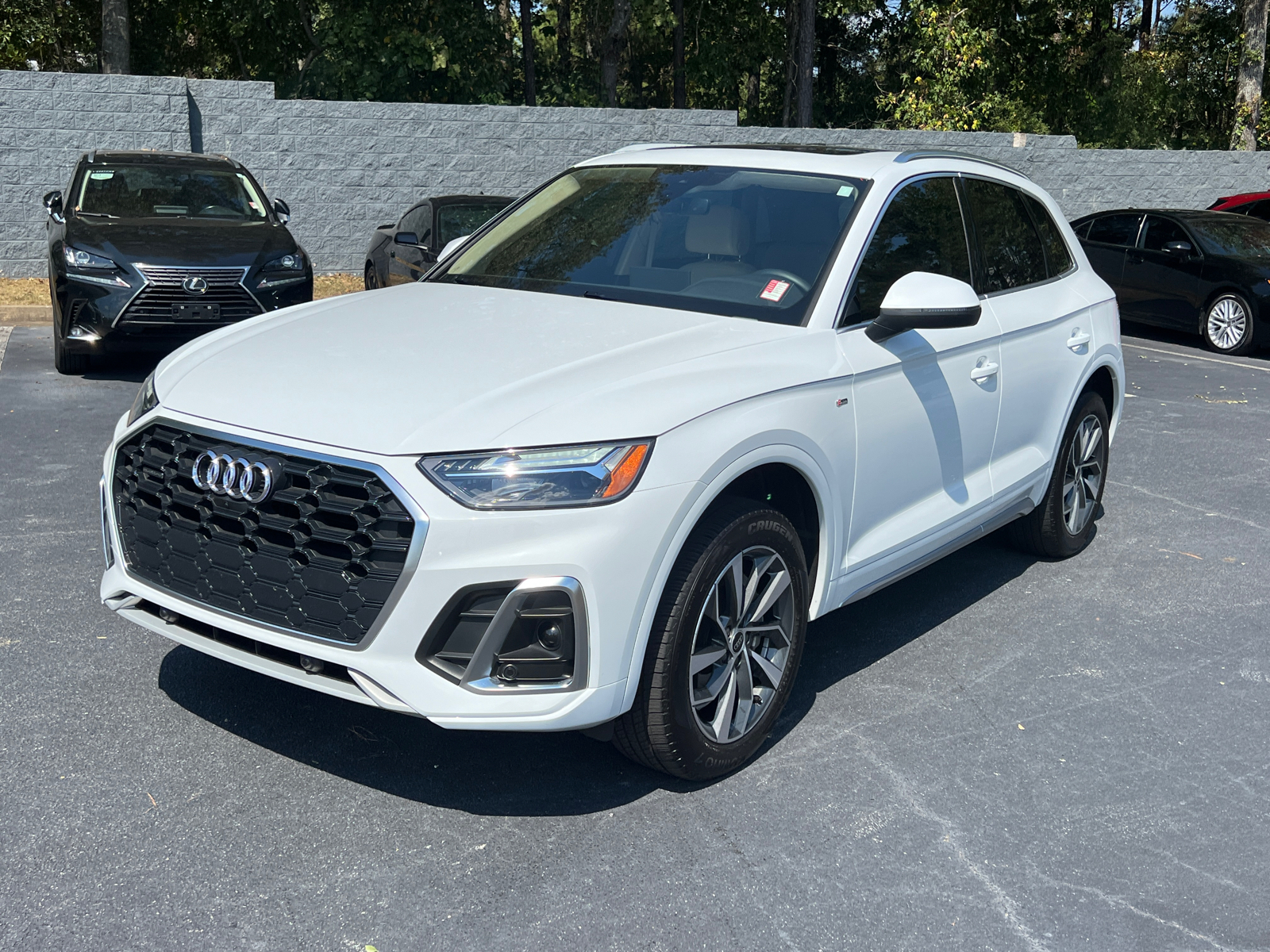 2023 Audi Q5 S line Premium Plus 2