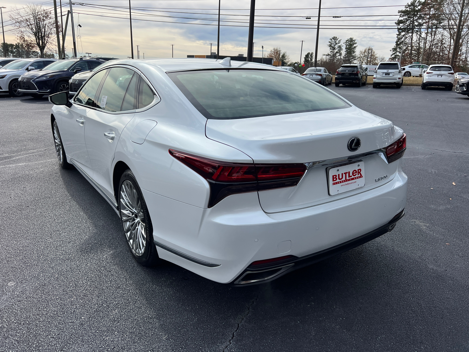 2024 Lexus LS LS 500 8