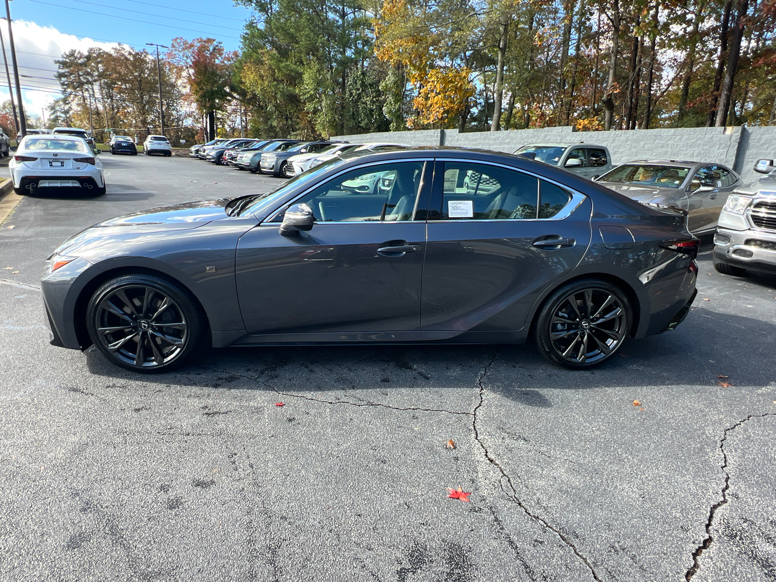 2024 Lexus IS IS 350 F SPORT Design 9